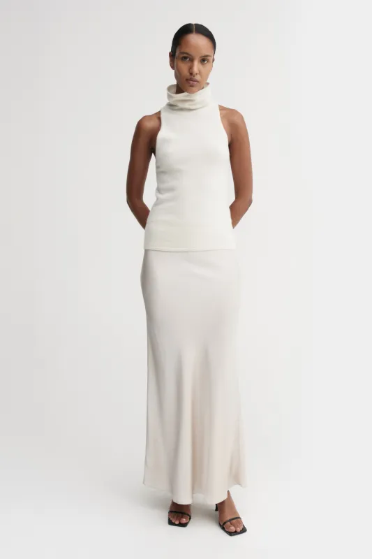 Vida Top, cream made by Almada Label