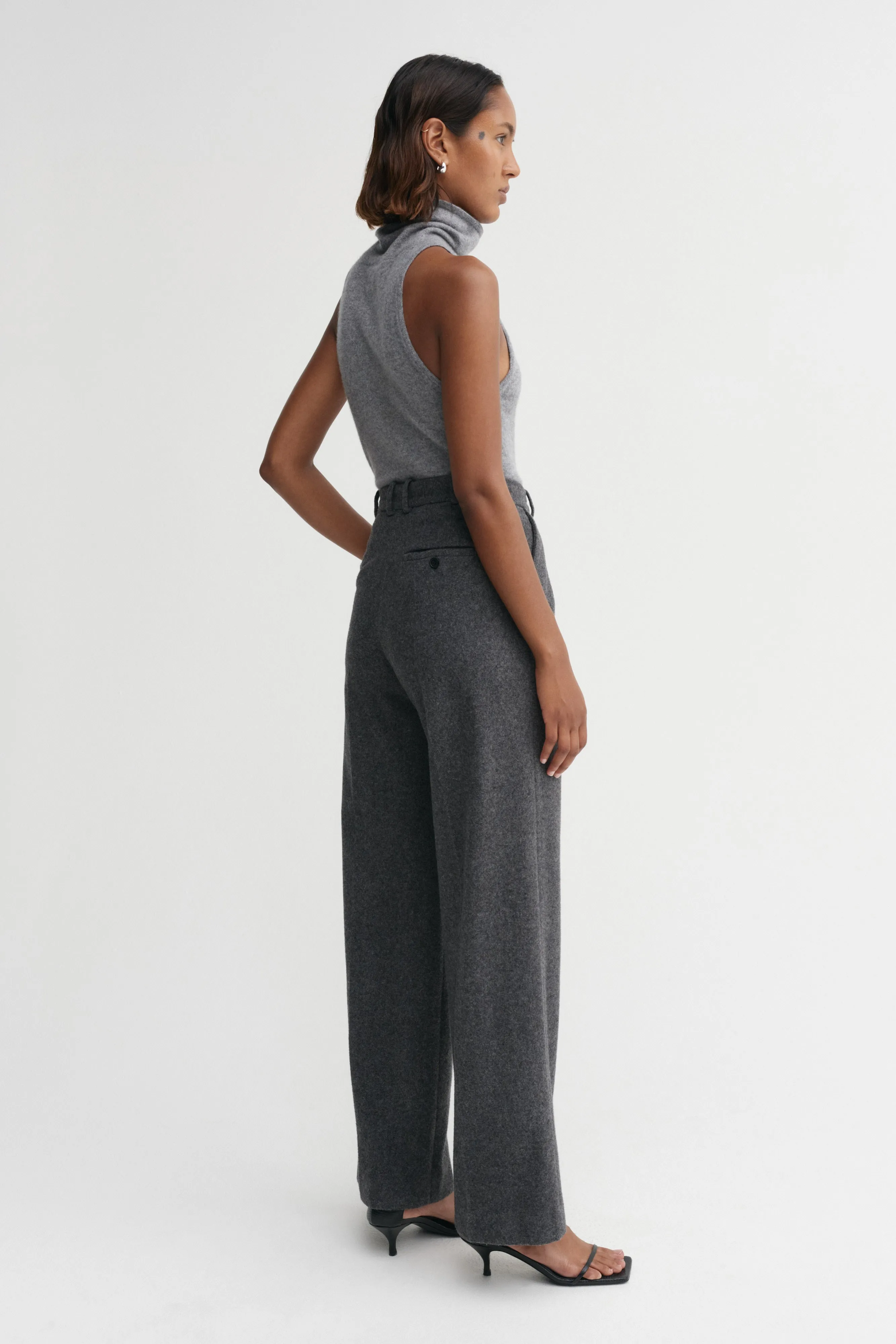 Vida Top, grey sold by Almada Label product image thumbnail 3