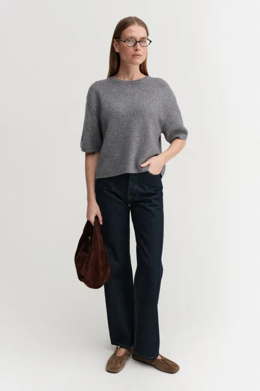 Fei T-shirt, grey made by Almada Label