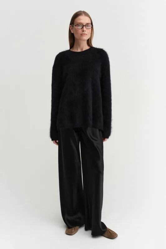 Floy Cashmere Sweater, black made by Almada Label