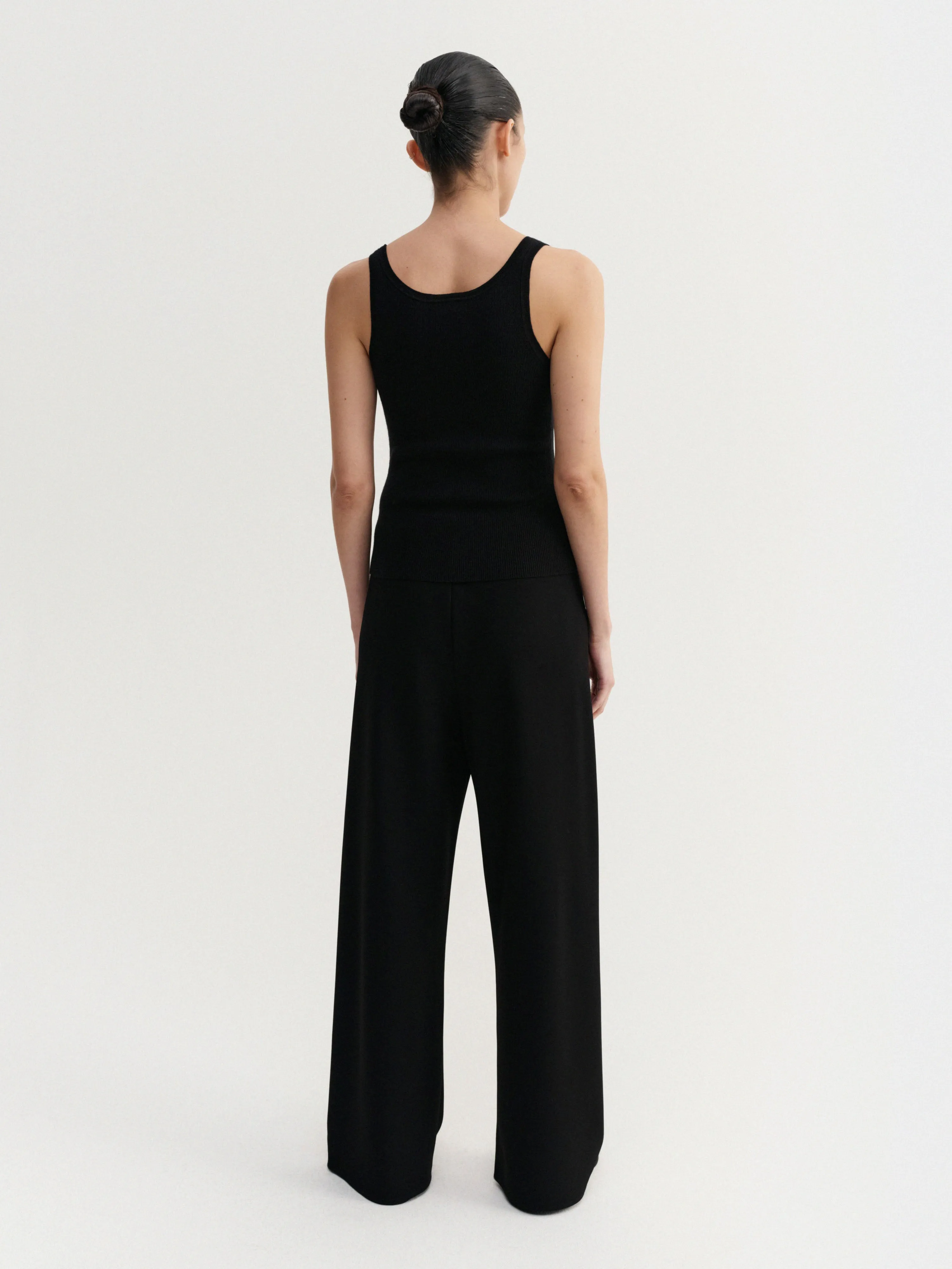 Indy Rib Top, black sold by Almada Label product image thumbnail 3