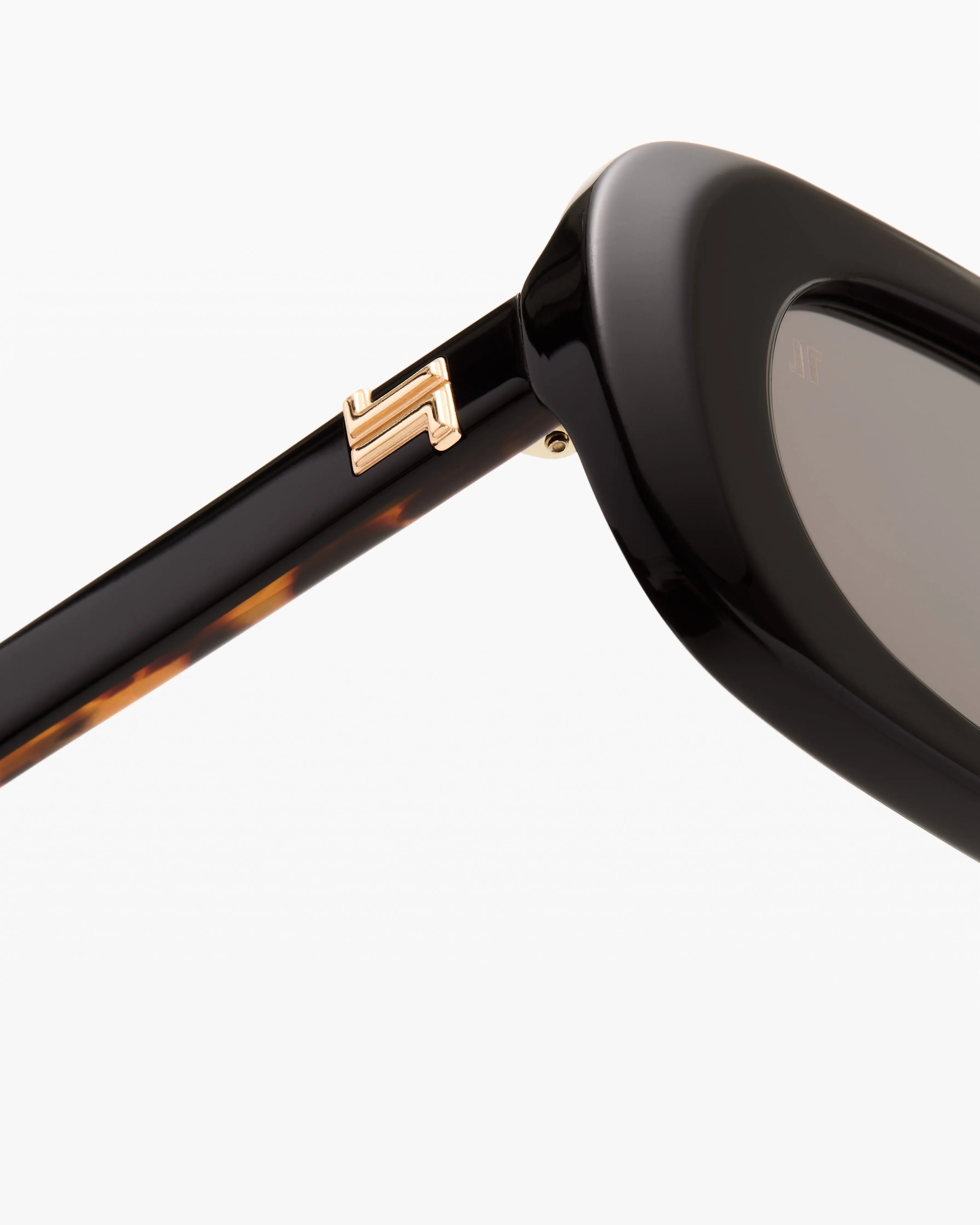 The Yana sold by Jimmy Fairly product image thumbnail 4