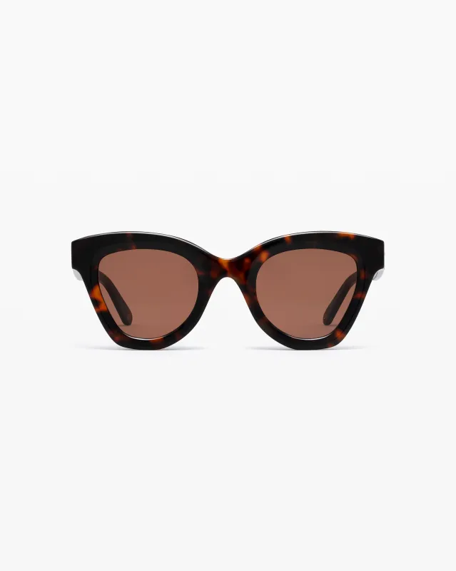 The Naia sold by Jimmy Fairly