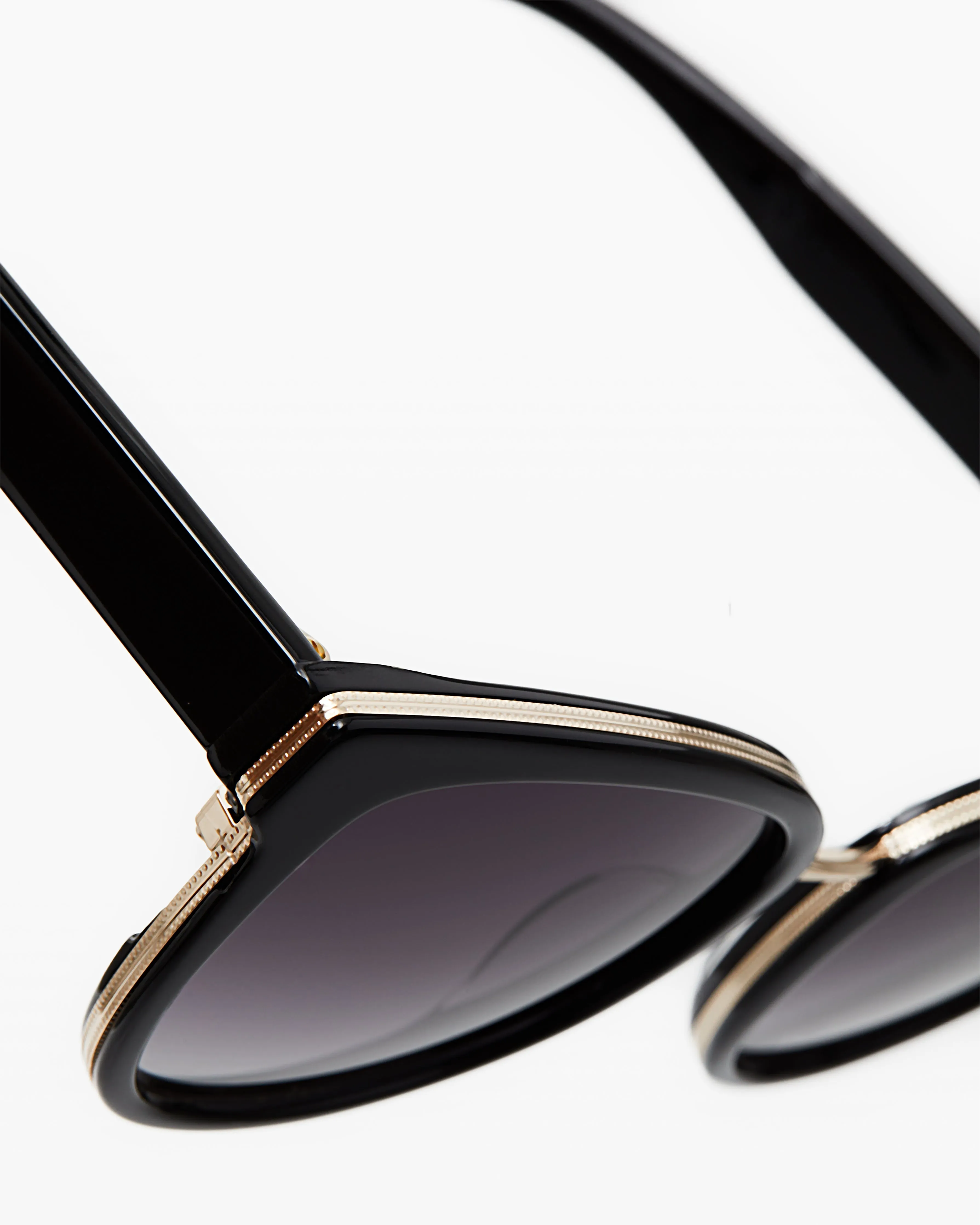 The Bellagio sold by Jimmy Fairly product image thumbnail 5