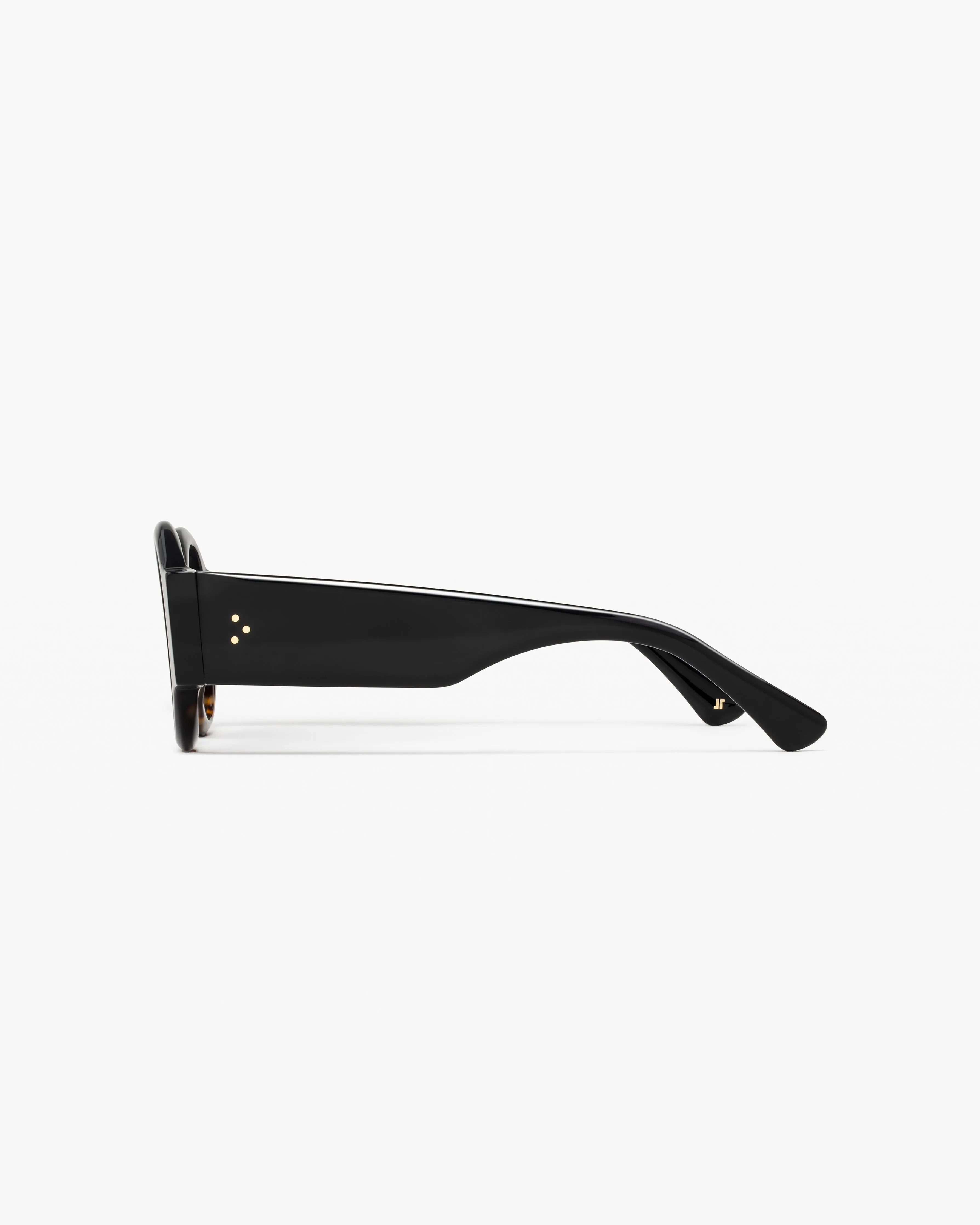 The Oyat sold by Jimmy Fairly product image thumbnail 2