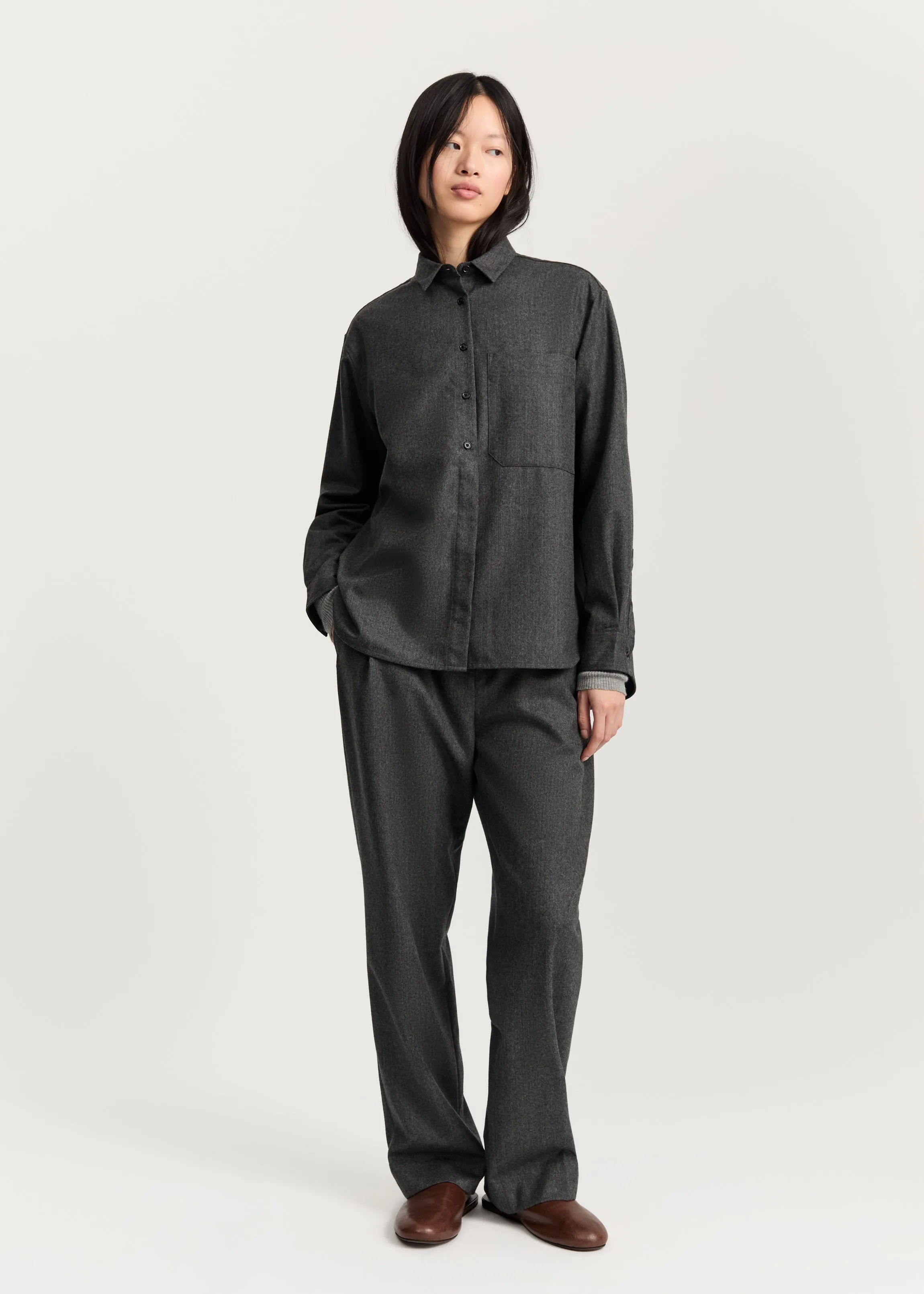 Lynette shirt – fine wool | Dark Grey sold by aiayu
