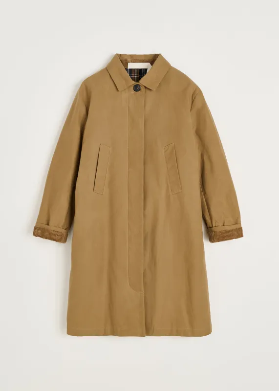 Noor coat ripstop – oilskin hybrid | Warm khaki made by aiayu