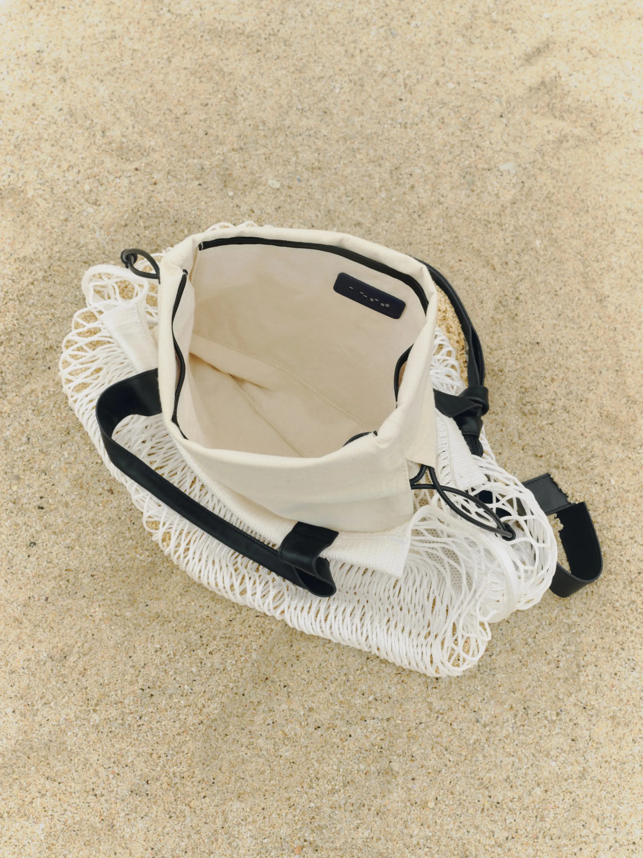 Capture Knit Carry Bag sold by Aest Studios product image thumbnail 4