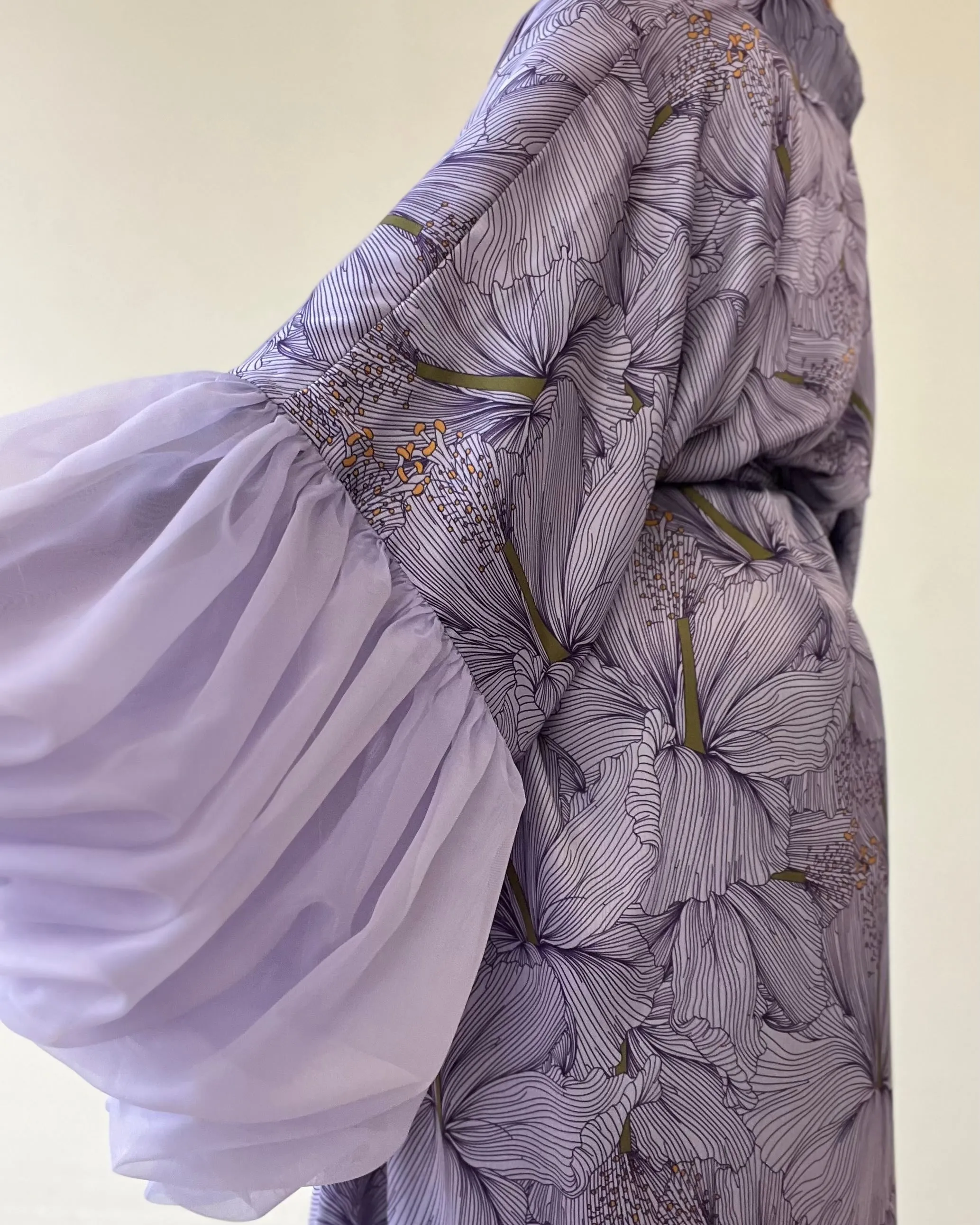 Hibiscus Wilted Sleeve Robe (Pre Order - Ships 7/24/26) sold by Fe Noel product image thumbnail 5