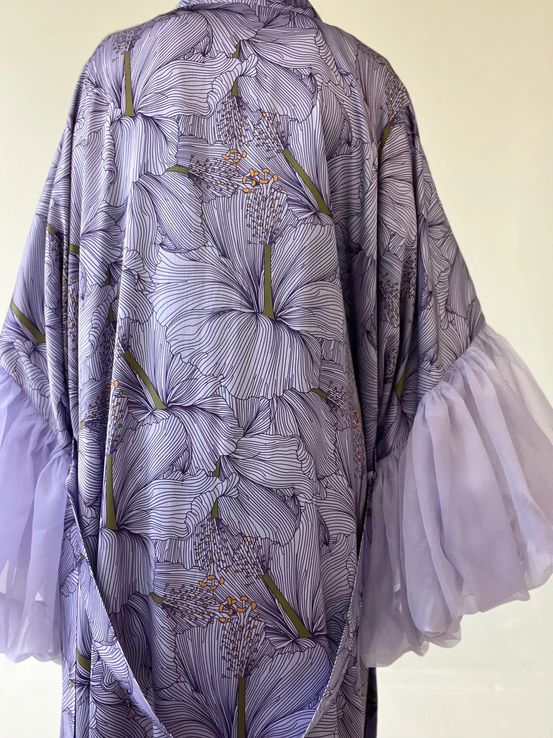 Hibiscus Wilted Sleeve Robe (Pre Order - Ships 7/24/26) sold by Fe Noel product image thumbnail 2