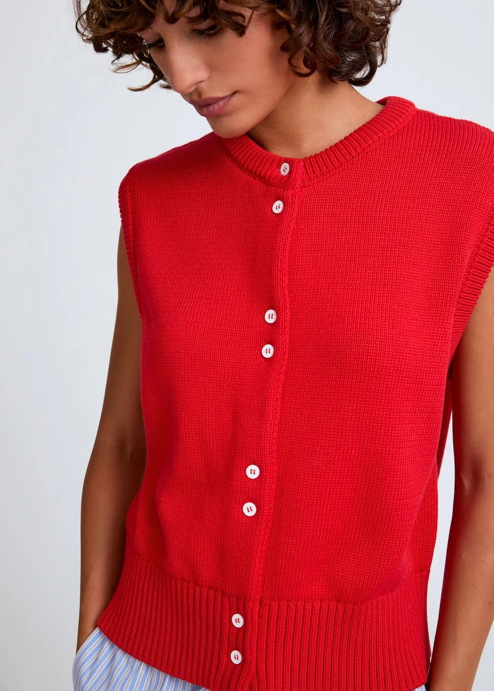 Cardigan sans manches Albane sold by Surprise