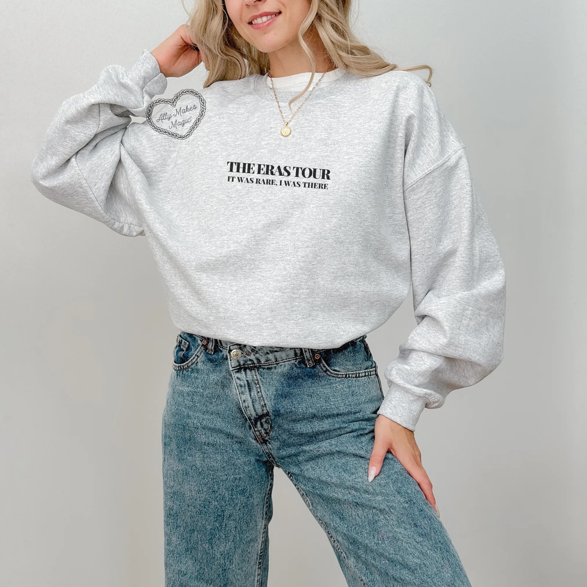 los angeles night 3 sweater | gildan *custom* sold by Ally Makes Magic product image thumbnail 2