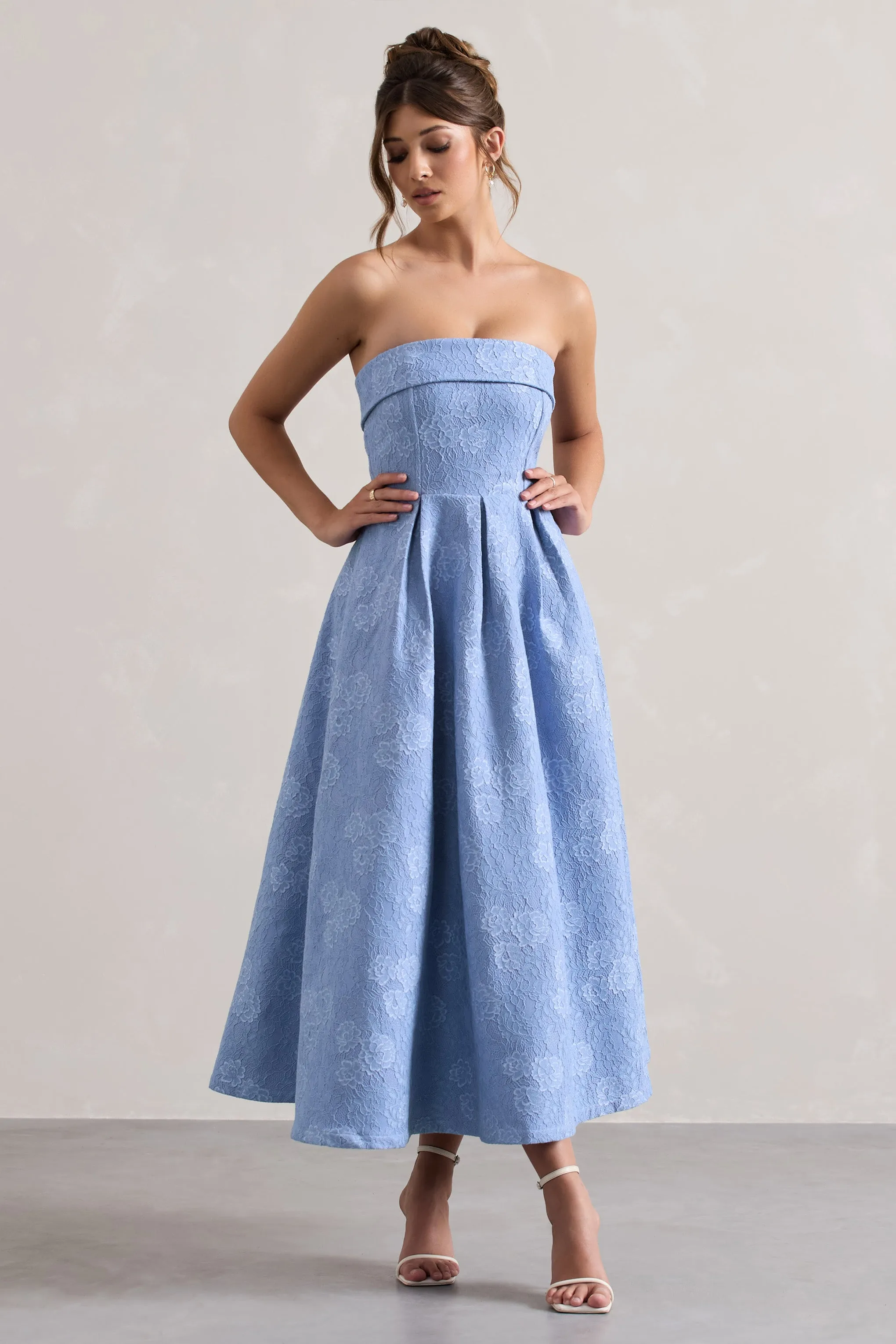 Matisse | Blue Lace Strapless Midi Dress sold by Club L London product image thumbnail 4