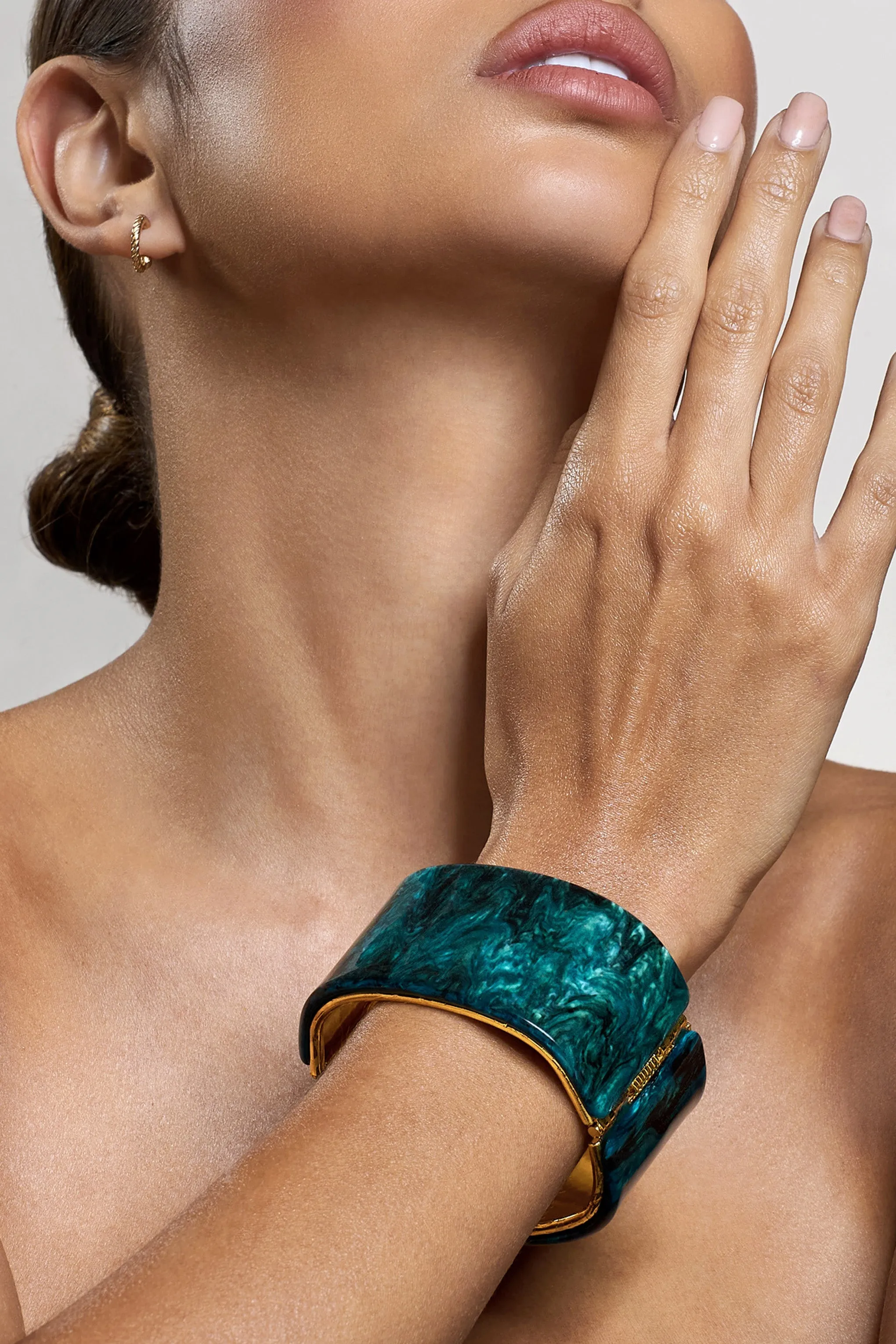 Agua | Gold & Green Resin Chunky Bangle sold by Club L London product image thumbnail 4