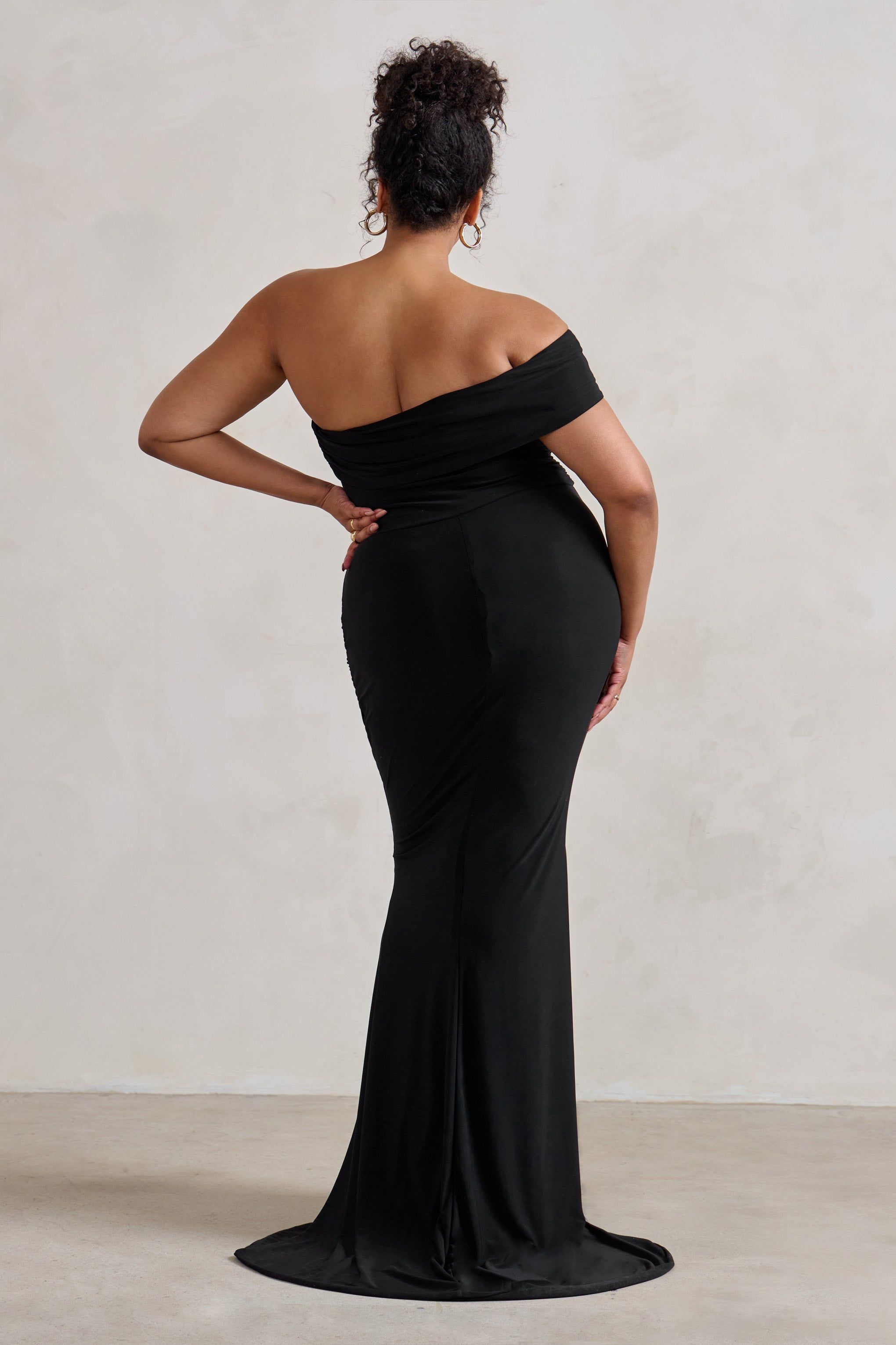 Forever & Always | Black One Shoulder Fishtail Maxi Dress sold by Club L London product image thumbnail 4