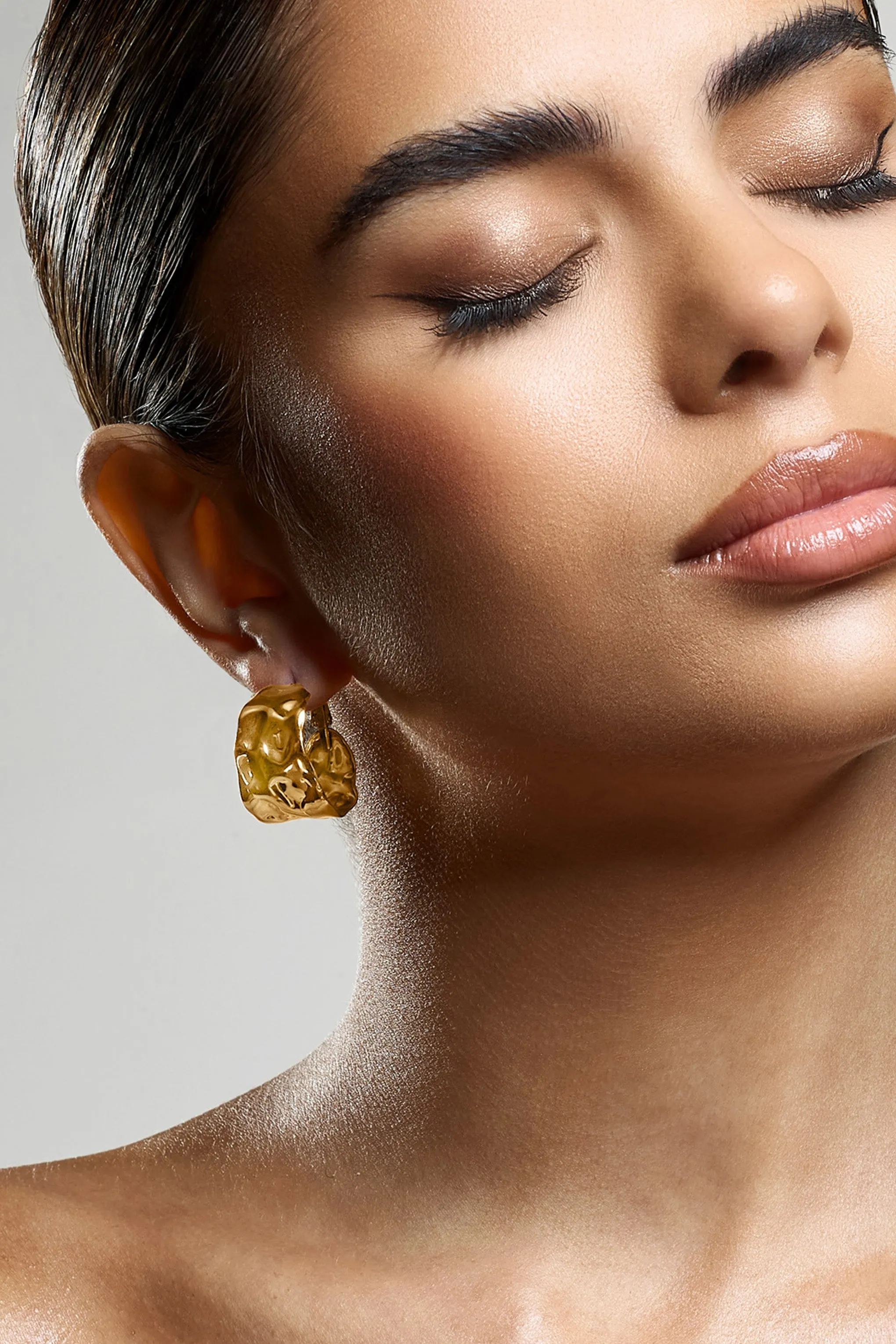 Kiki | Gold Hoop Earrings With Hammered Finish sold by Club L London product image thumbnail 2