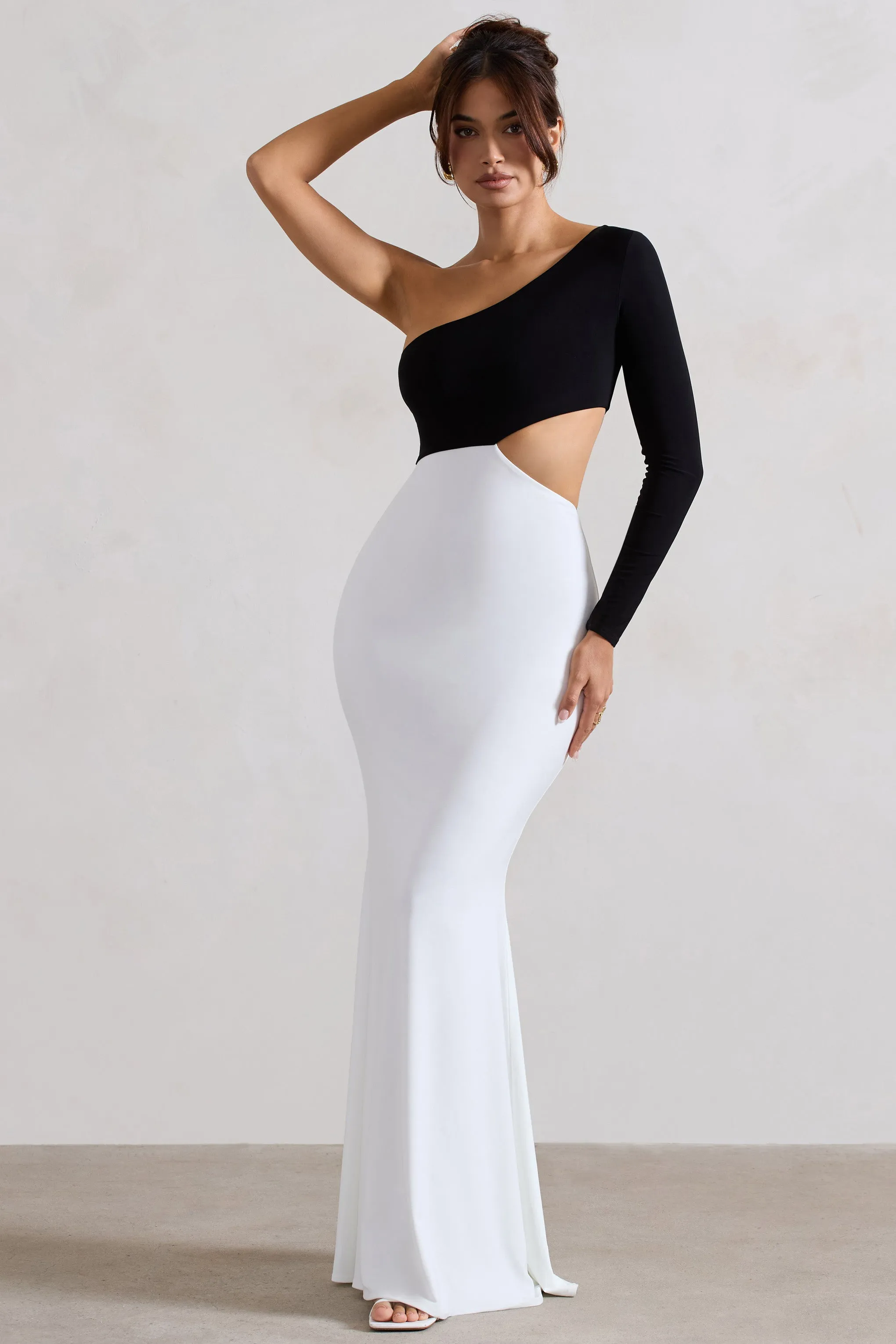 Nantes | Black & White Asymmetric One-Sleeve Cut-Out Maxi Dress sold by Club L London product image thumbnail 5