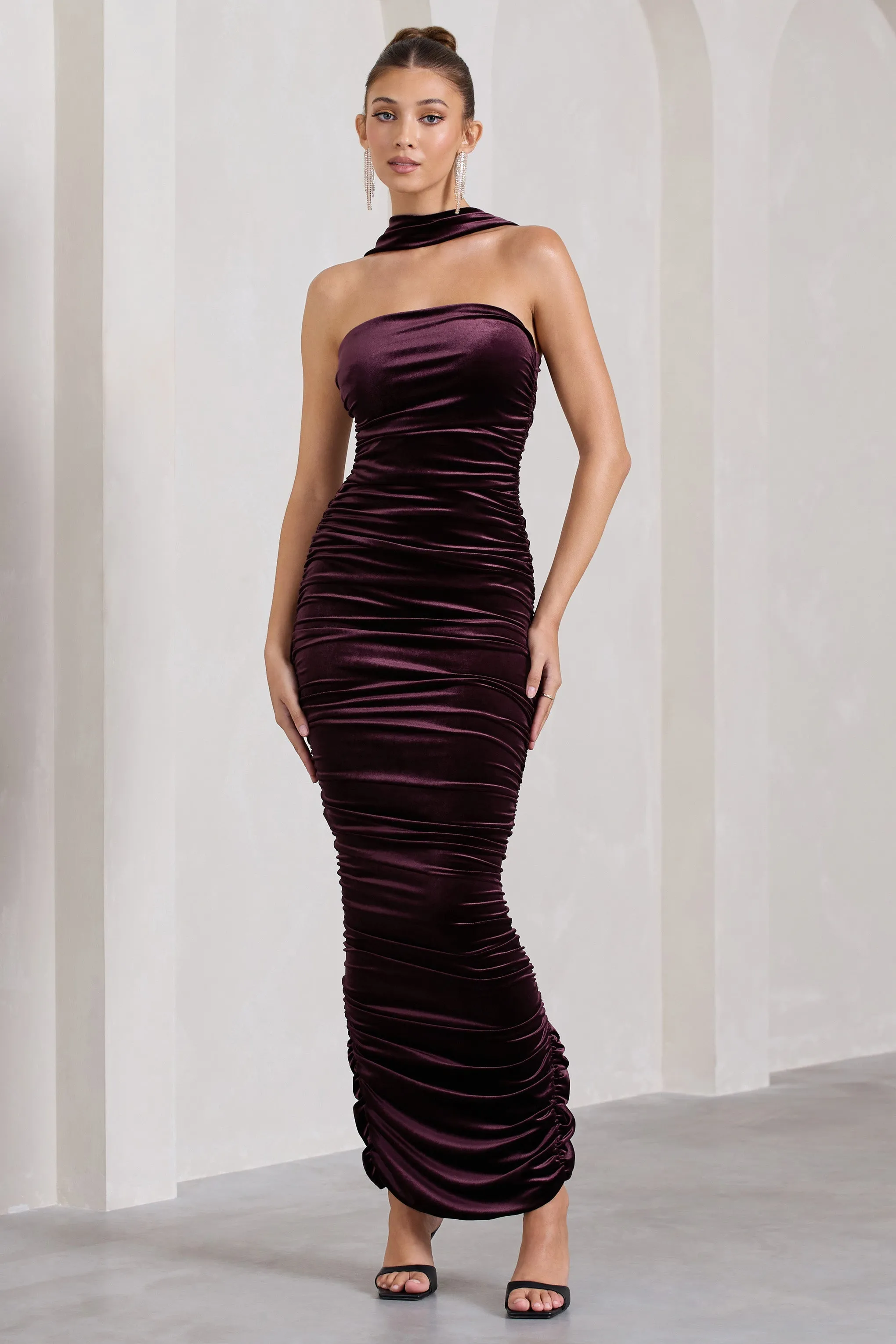 Cayenne | Dark Purple Velvet Halter-Neck Bandeau Maxi Dress sold by Club L London product image thumbnail 5