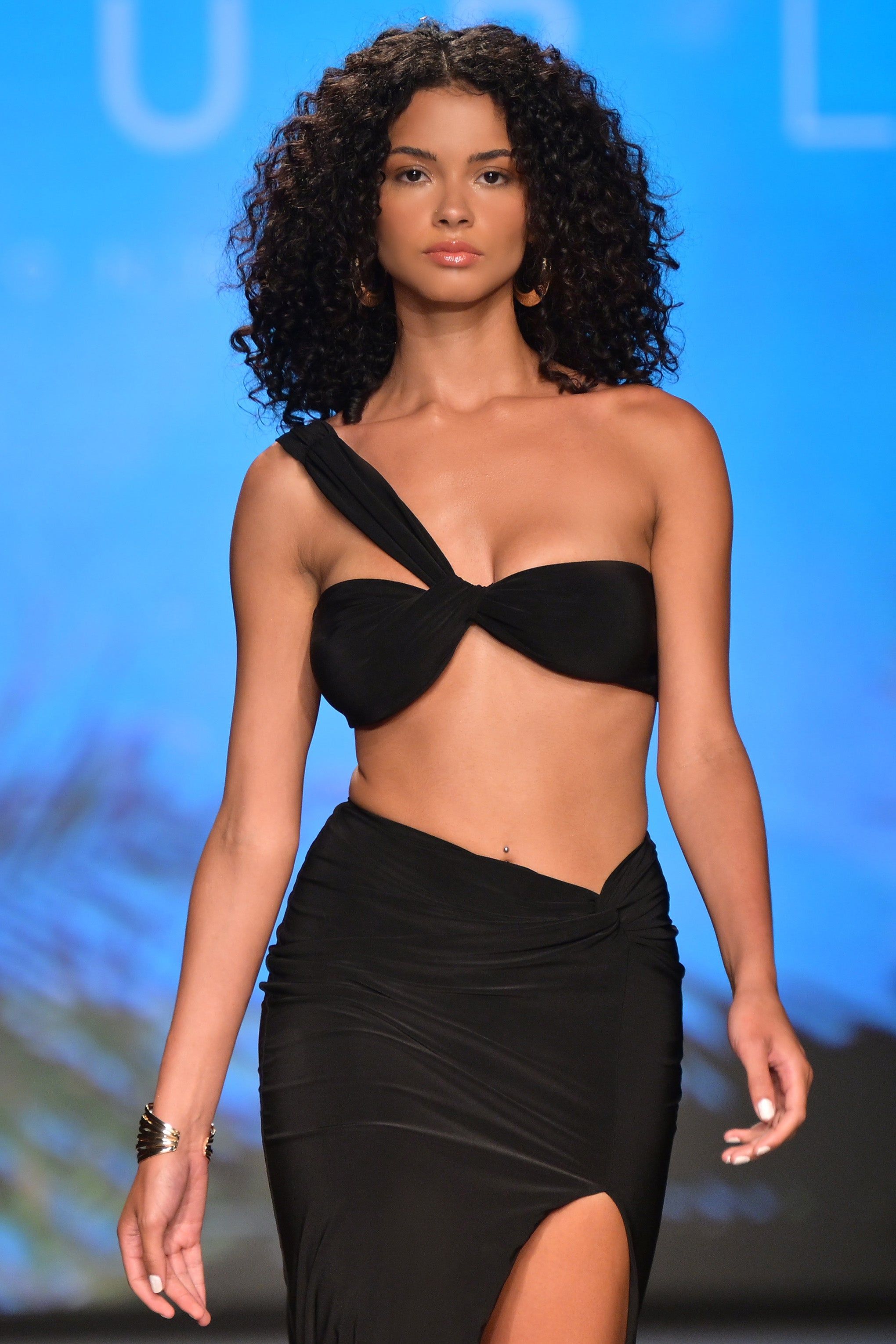 Open Heart | Black Knot One Shoulder Bralette sold by Club L London product image thumbnail 6