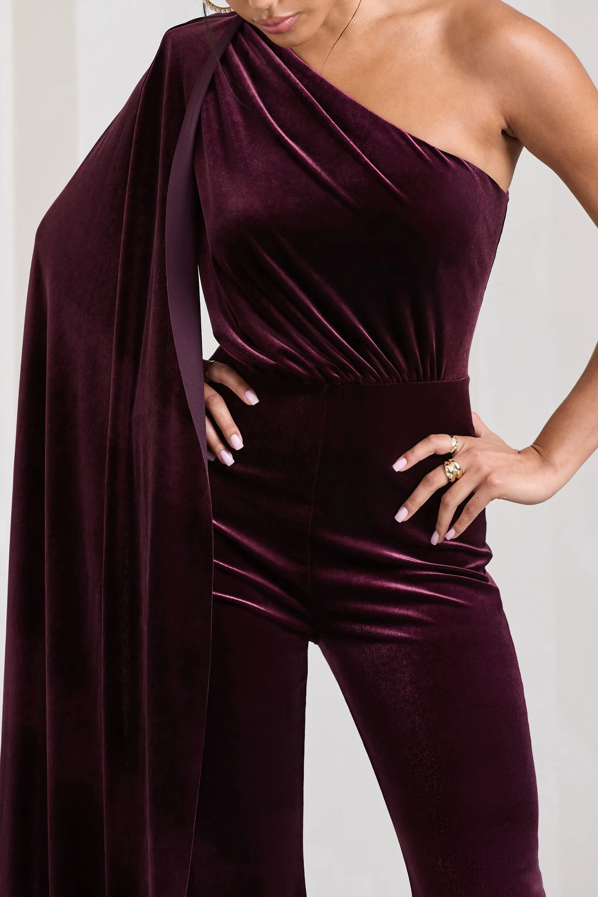 Aurora | Port Velvet One Shoulder Cape Sleeve Jumpsuit sold by Club L London product image thumbnail 4