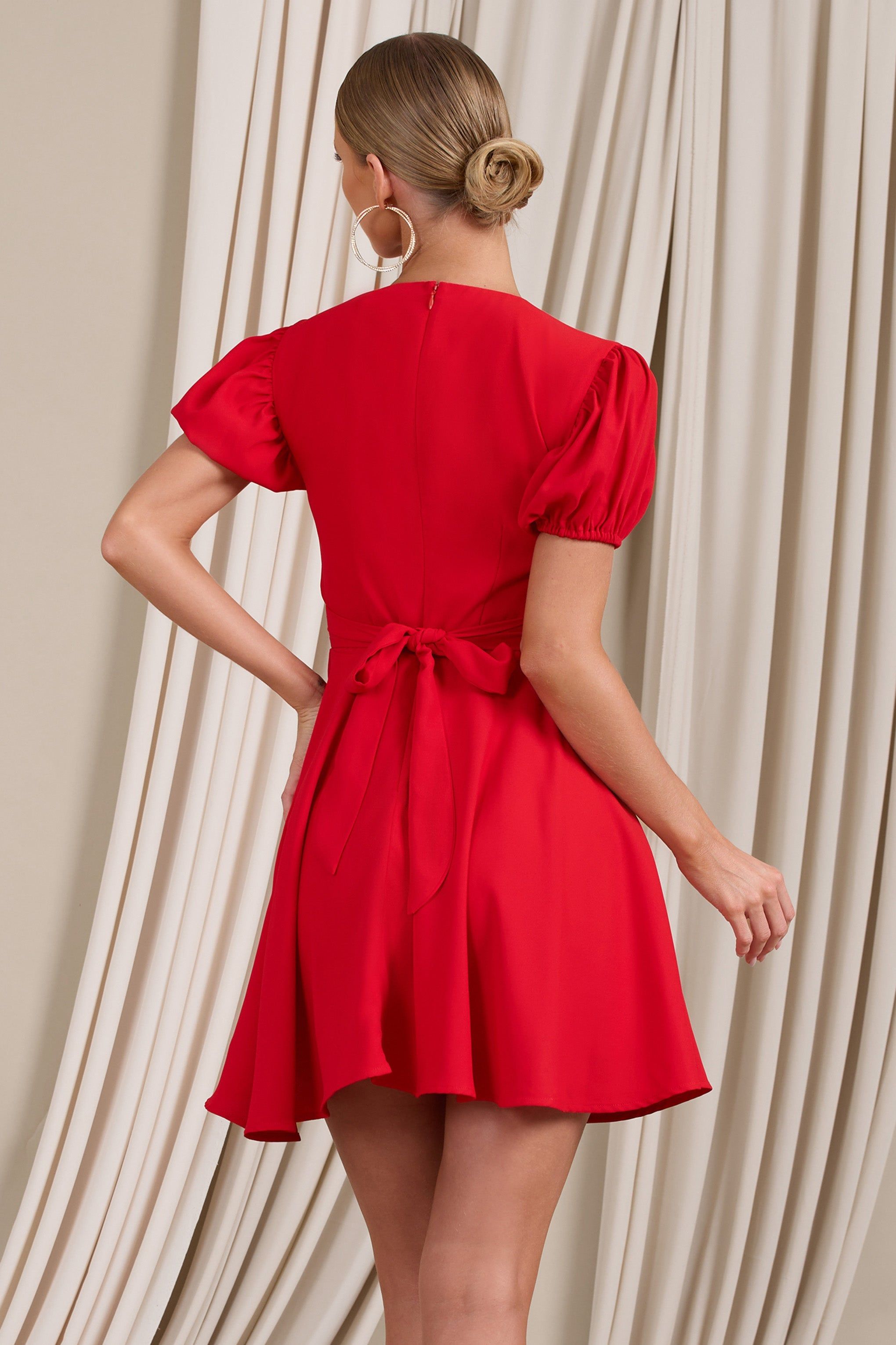 Si Si | Red V-Neck Puff-Sleeved Buttoned Mini Dress sold by Club L London product image thumbnail 3