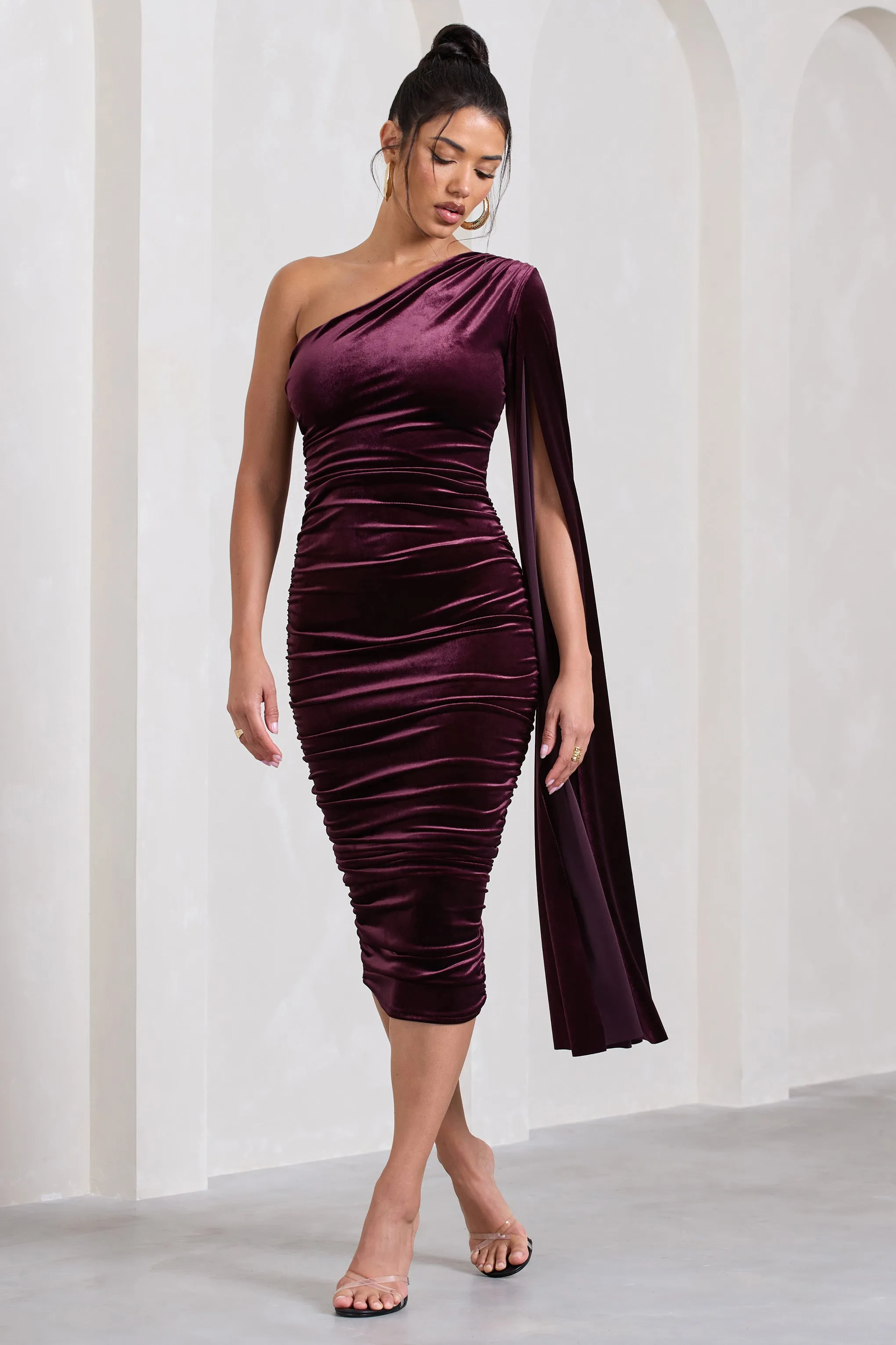 Gianna | Port Velvet One Shoulder Cape Bodycon Midi Dress sold by Club L London product image thumbnail 5