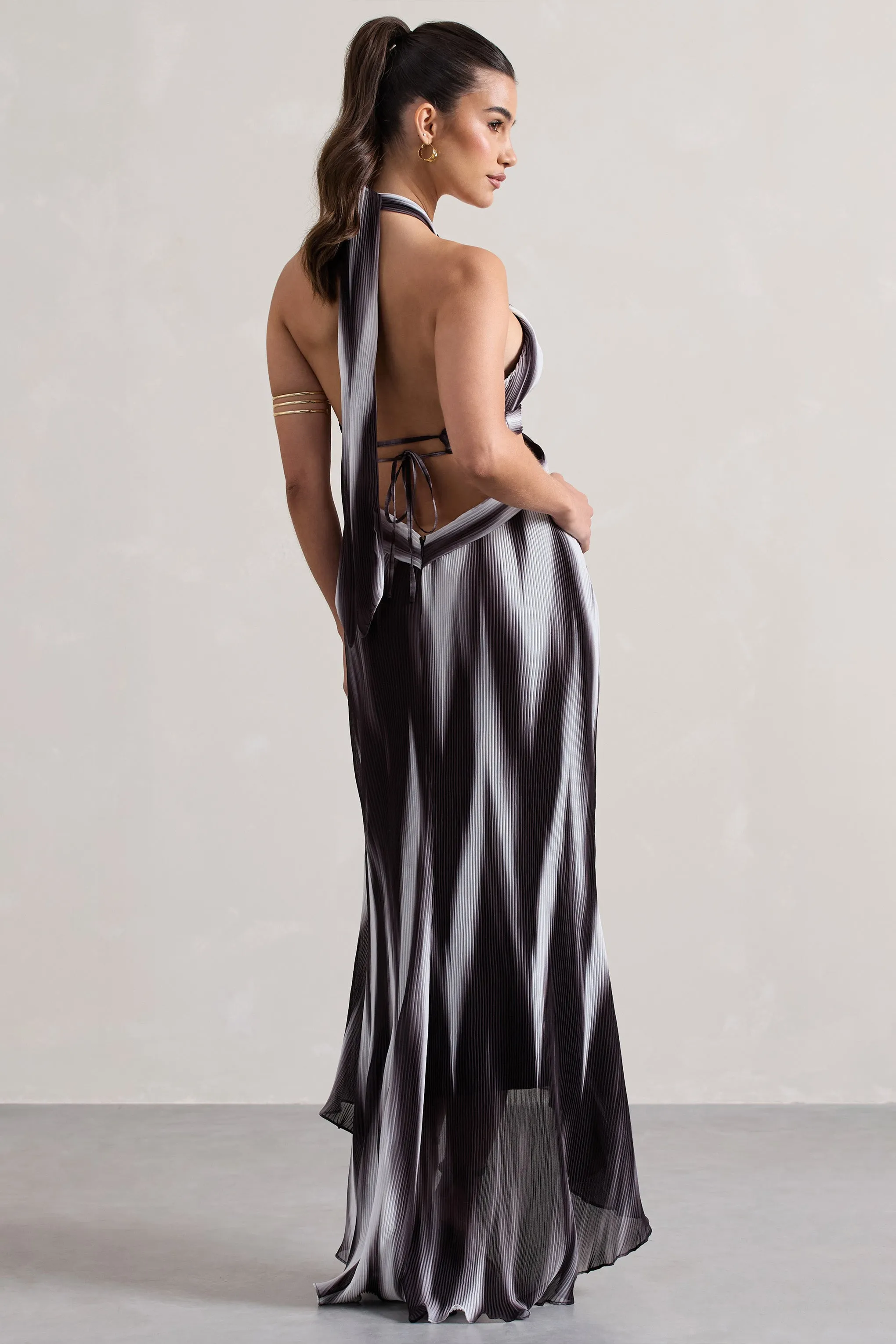 Ushuaia | Black Print Halter-Neck Cut-Out Split Maxi Dress sold by Club L London product image thumbnail 2