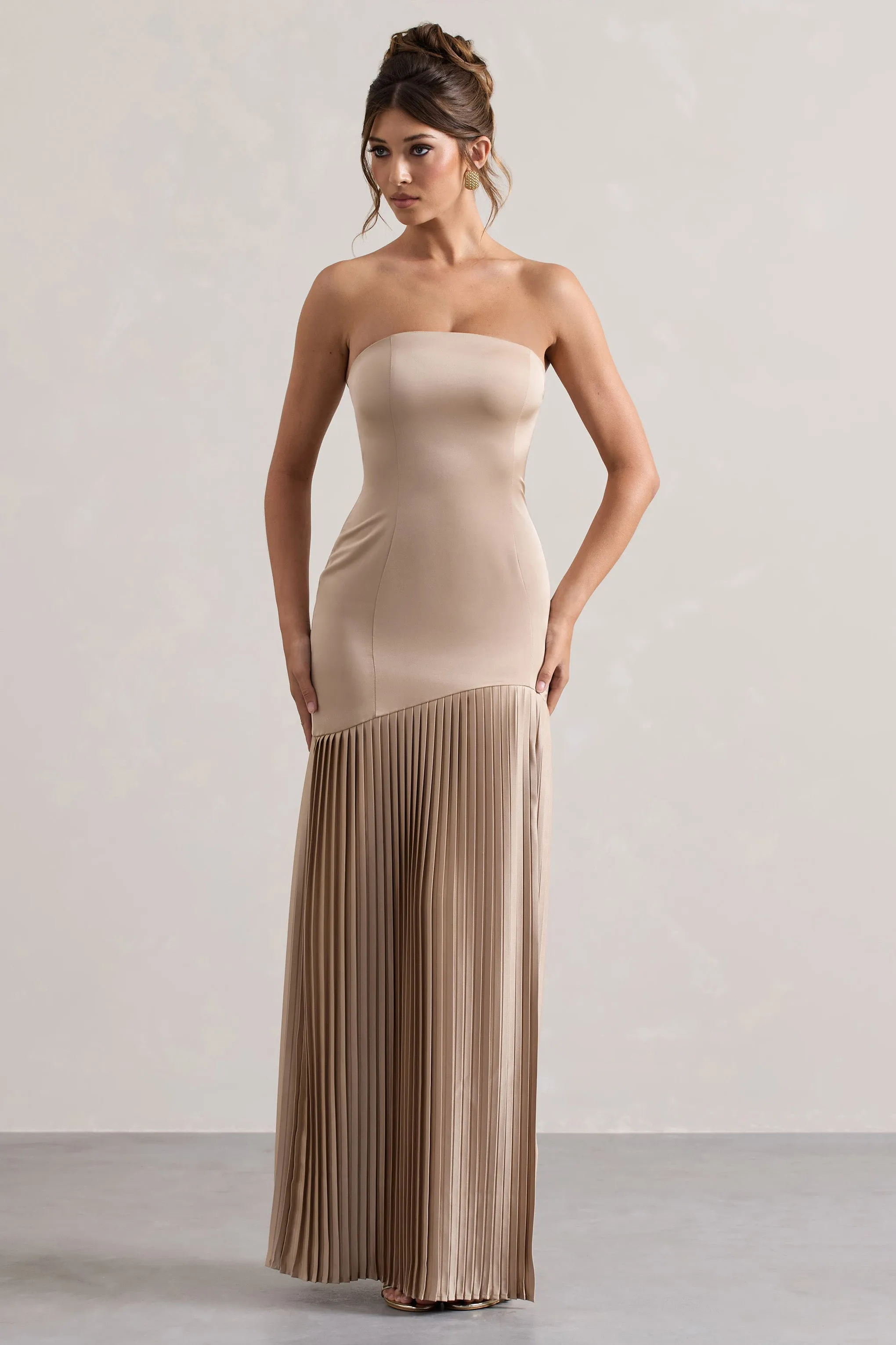 Confidence | Champagne Satin Bandeau Pleated Split Maxi Dress sold by Club L London product image thumbnail 4