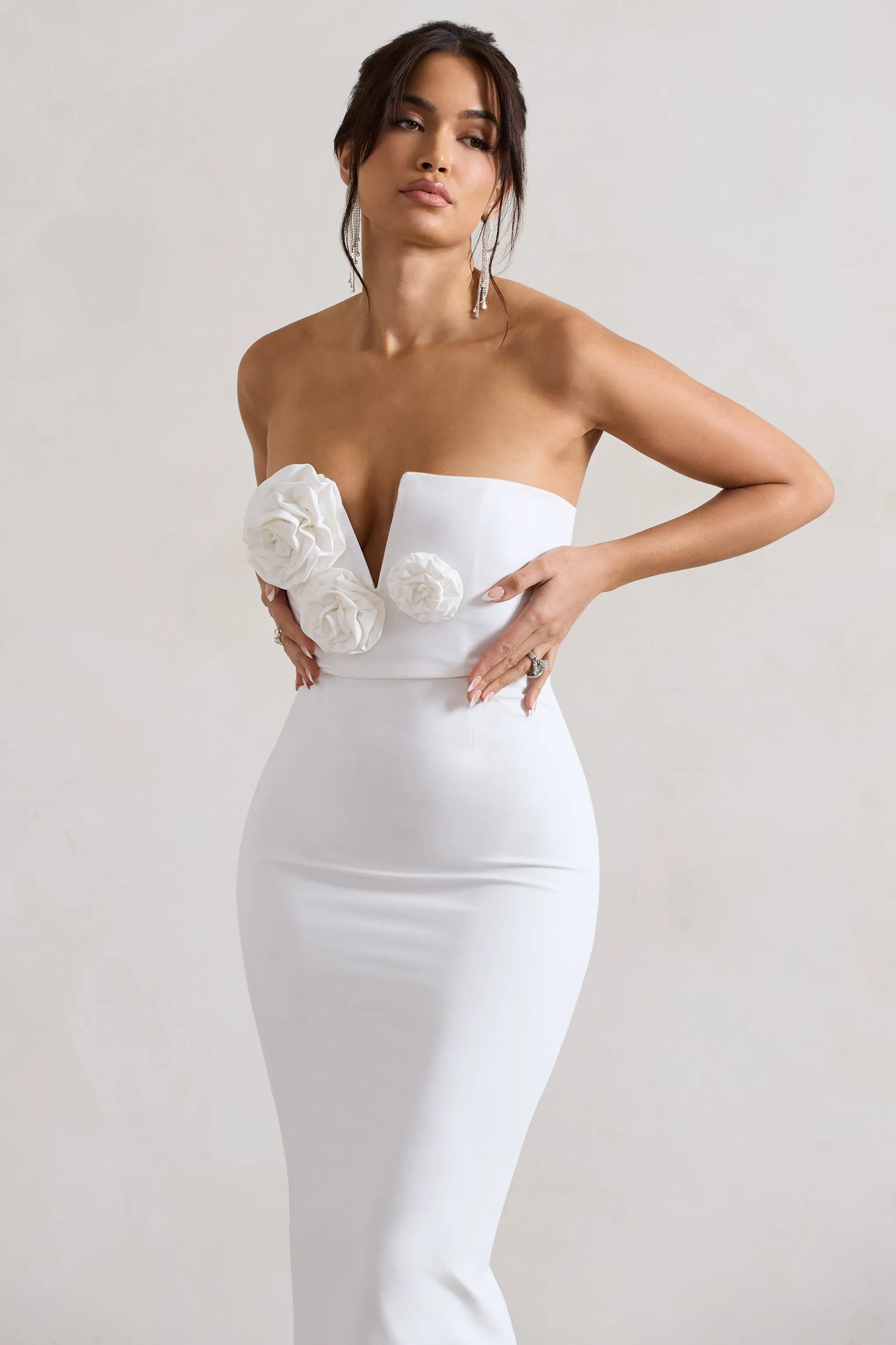 Fanciful | White Bodycon V-Neck Midi Dress With Flowers sold by Club L London product image thumbnail 3