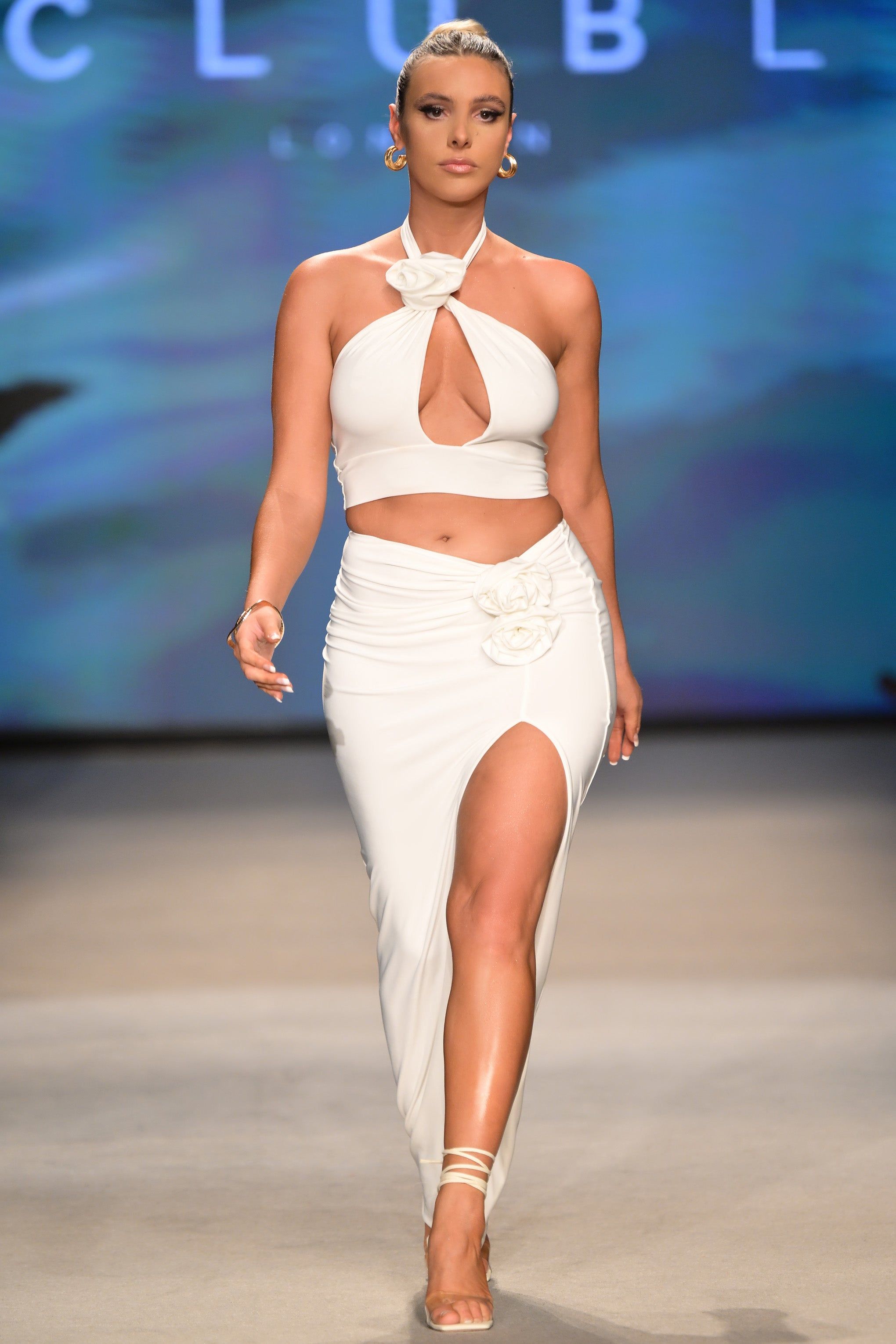 Your Angel | White Thigh Split Maxi Skirt With Flowers sold by Club L London product image thumbnail 2