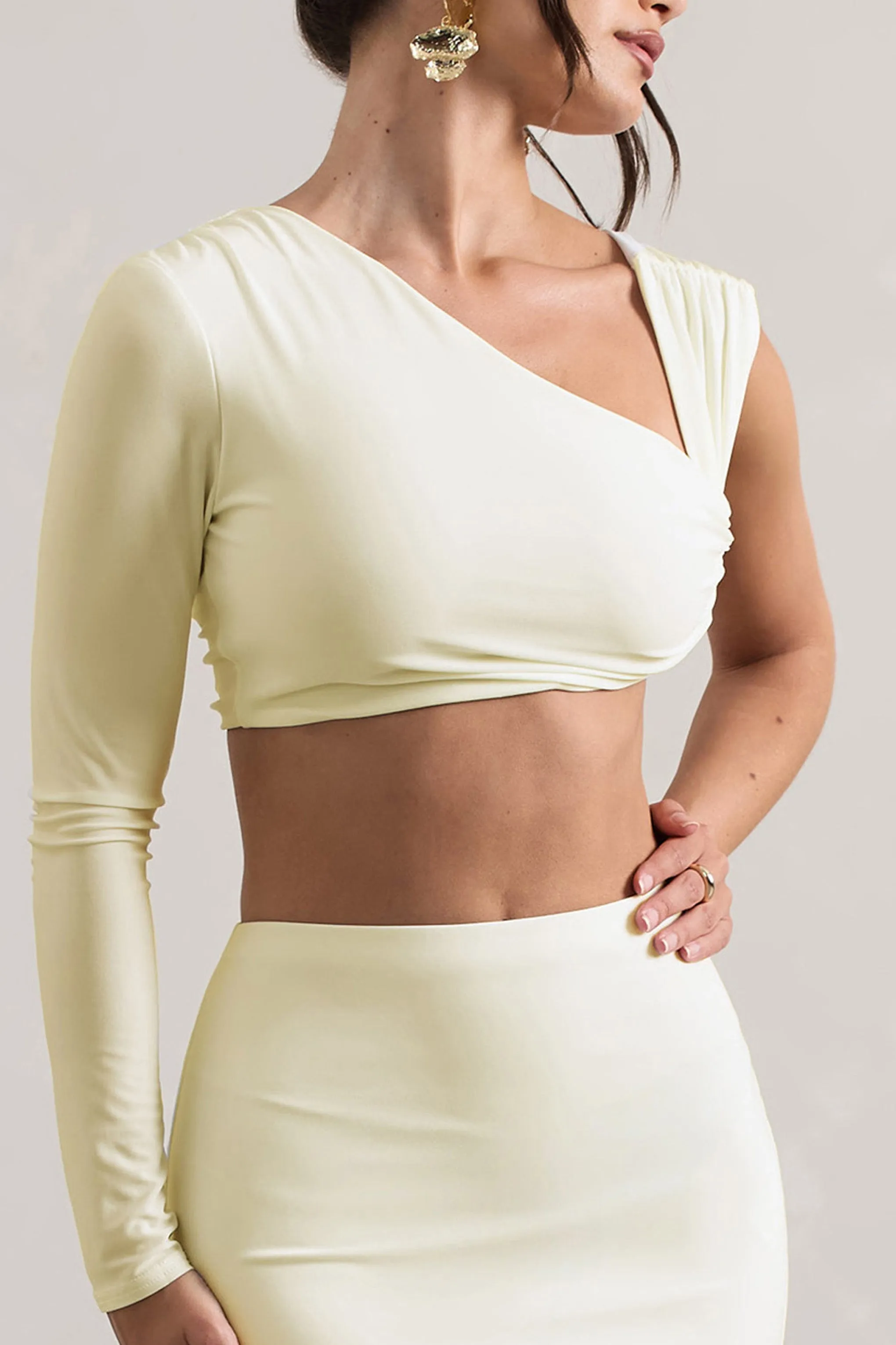Agalia | Cream Ruched Asymmetric One-Sleeve Crop Top sold by Club L London product image thumbnail 3