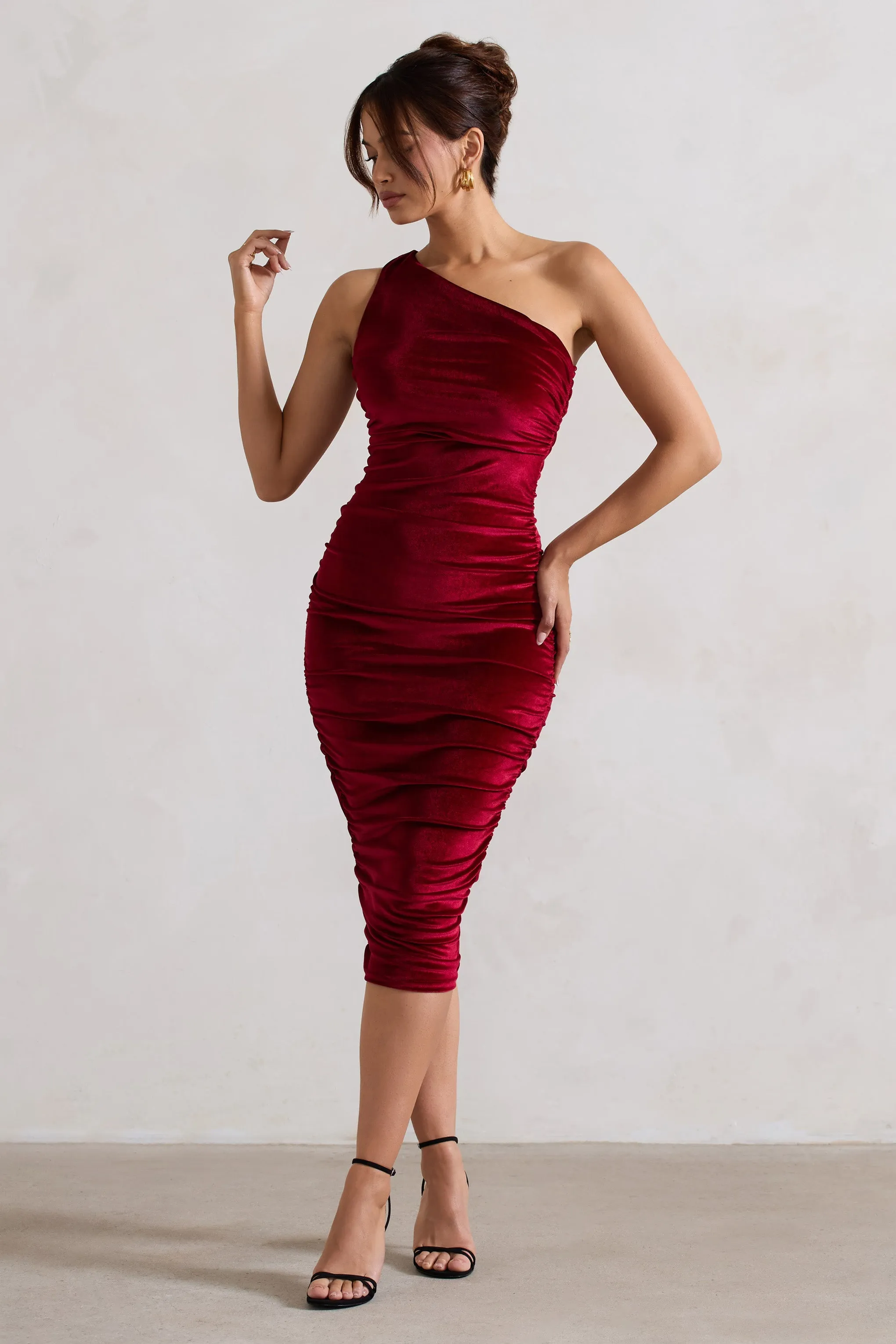 Back For More | Berry One Shoulder Ruched Midi Dress sold by Club L London product image thumbnail 3