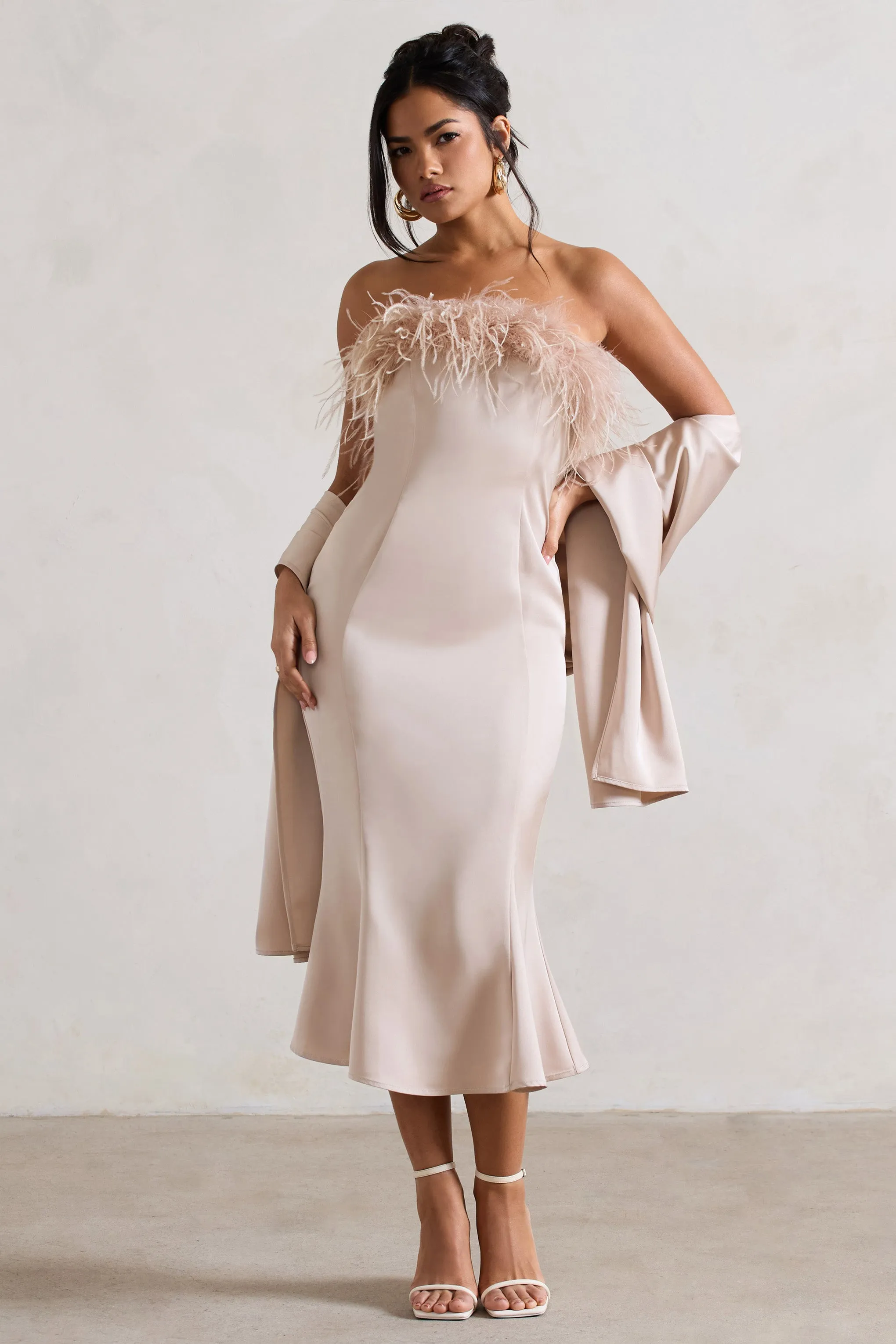 Lush | Champagne Satin Shawl sold by Club L London