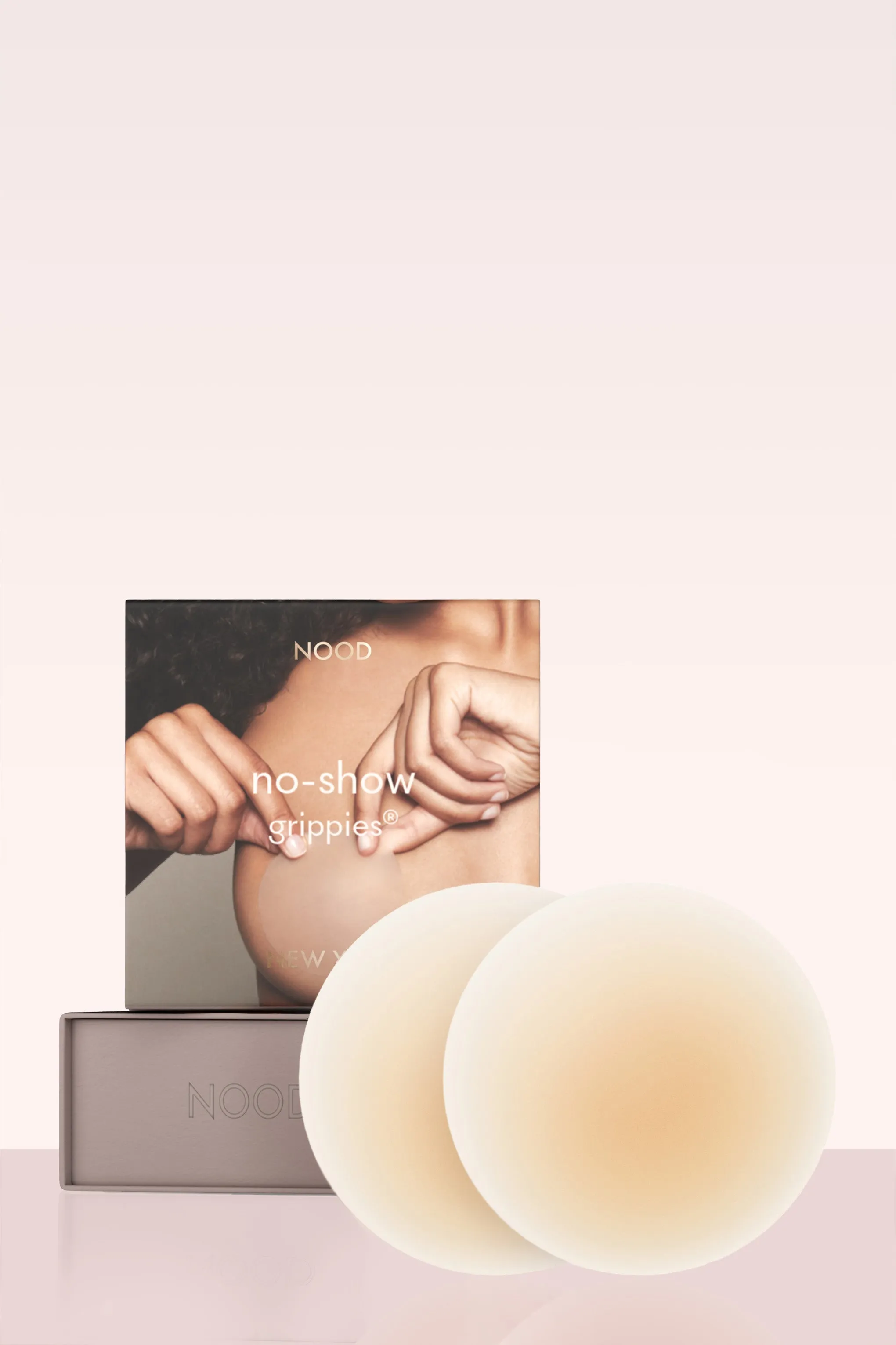 Grippies No-Show | Non-Adhesive Reusable Nipple Covers 4 Inch No.3 sold by Club L London