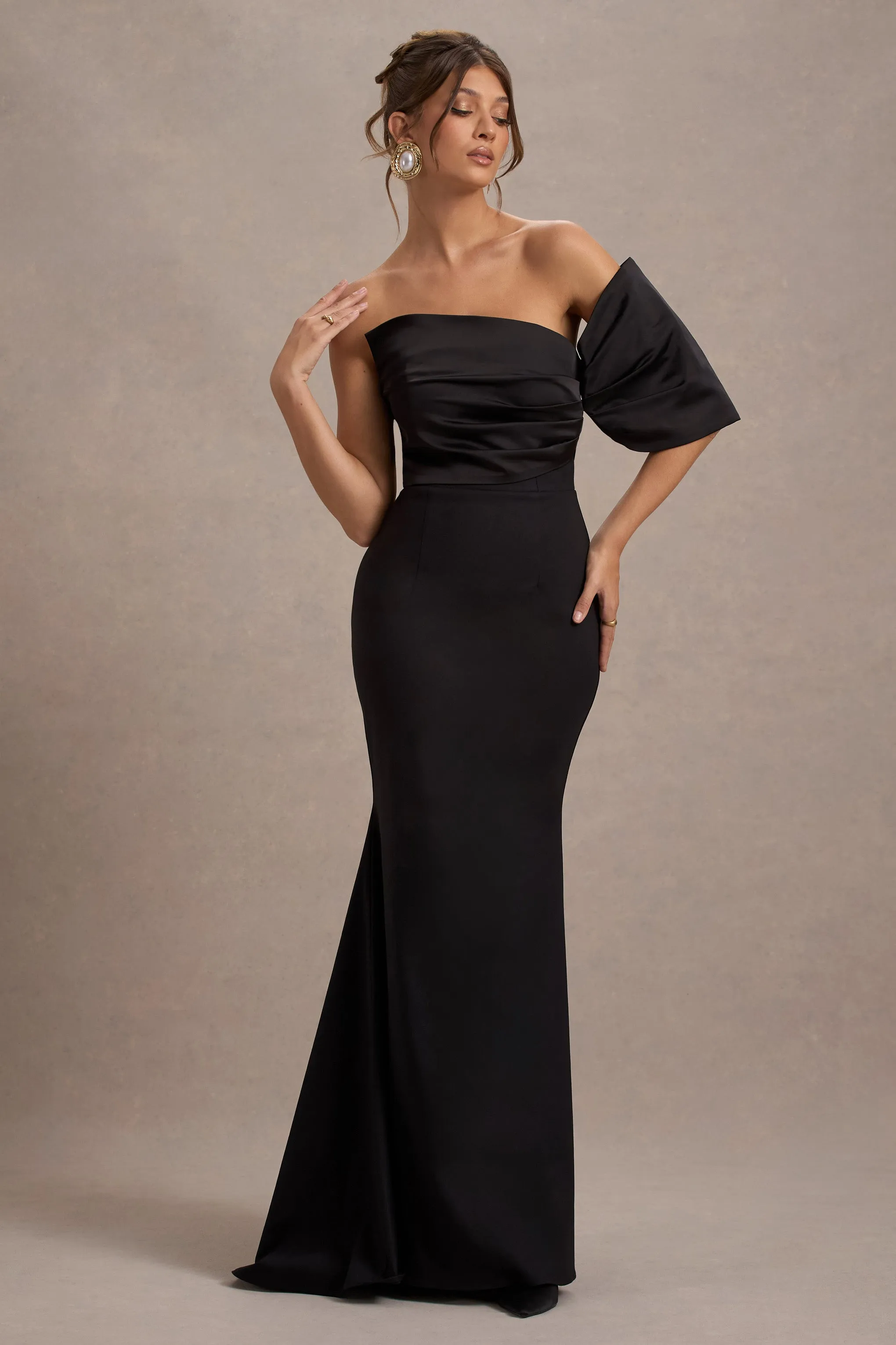 Rosora | Black Asymmetric One-Sleeve Fishtail Maxi Dress sold by Club L London product image thumbnail 5