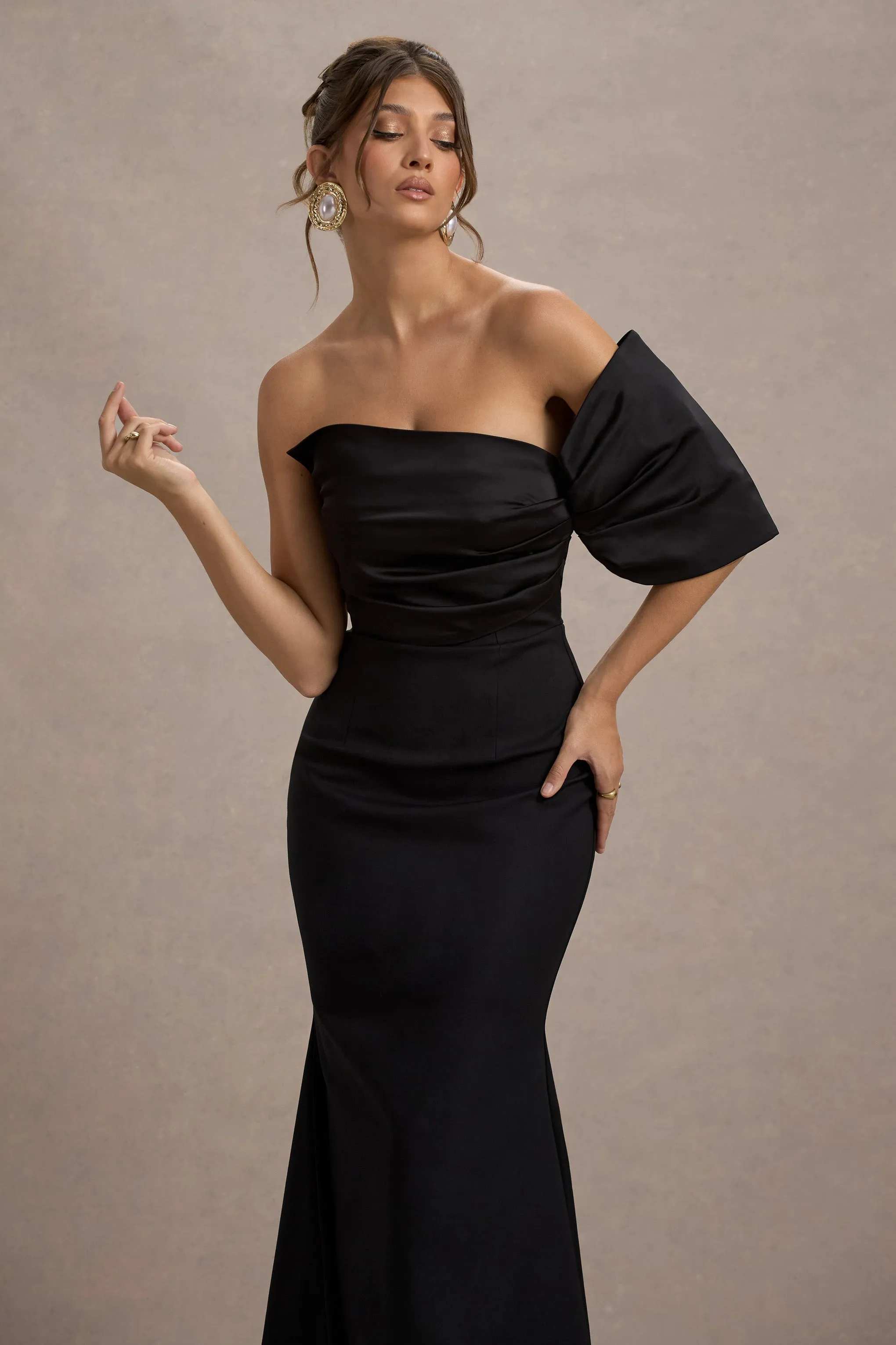 Rosora | Black Asymmetric One-Sleeve Fishtail Maxi Dress sold by Club L London product image thumbnail 3