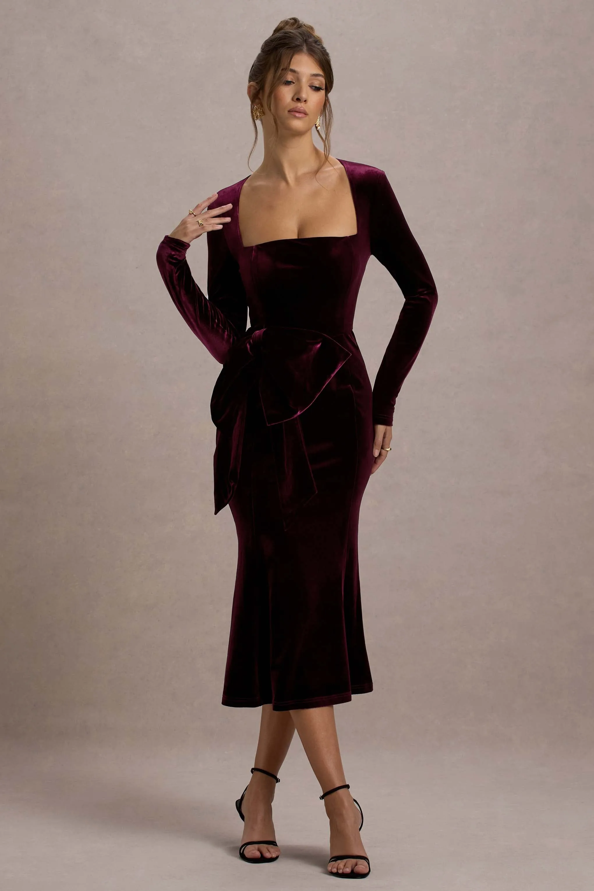 Gemima | Port Velvet Square-Neck Midi Dress With Bow sold by Club L London product image thumbnail 4
