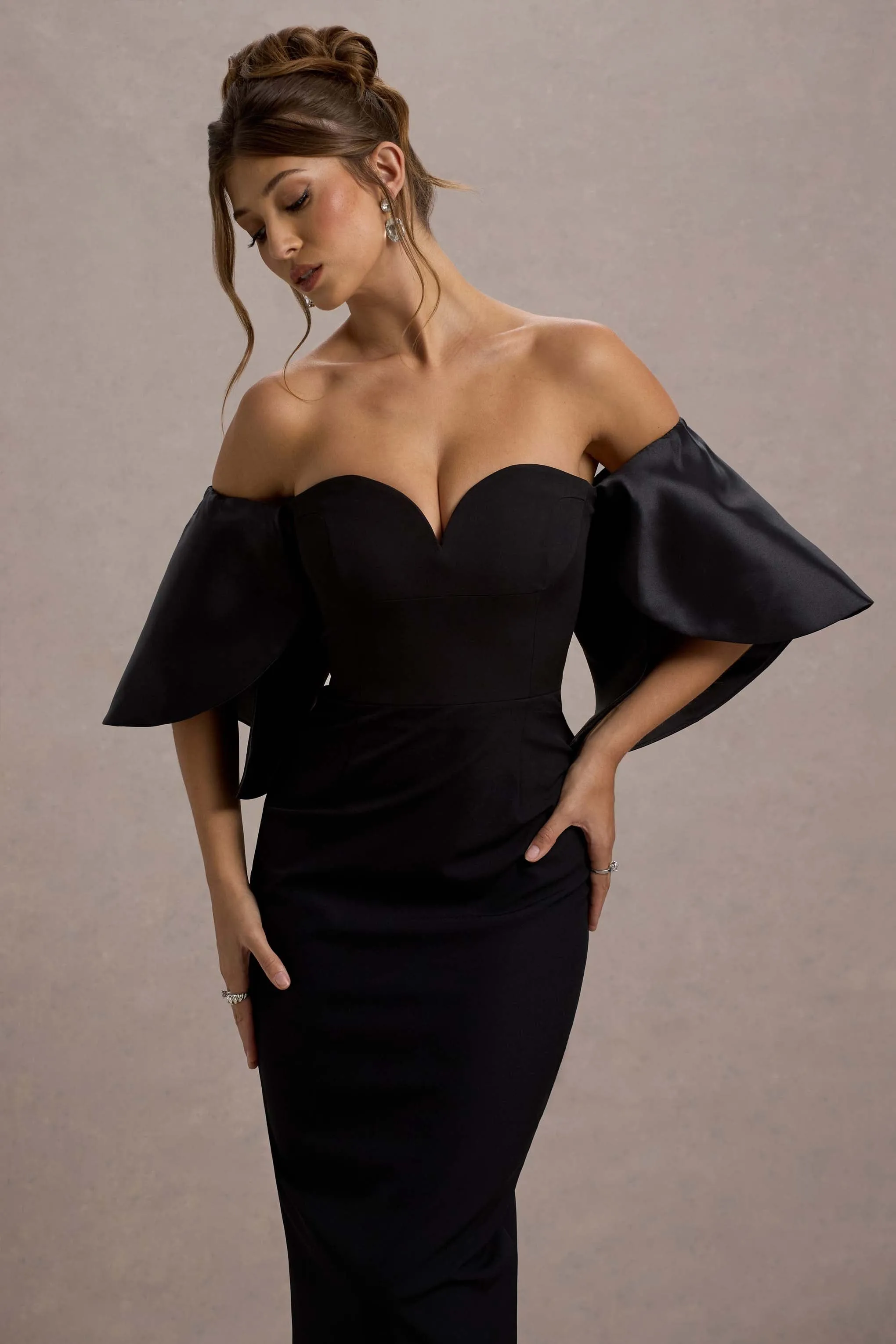 Dalani | Black Corset Maxi Dress With Satin Puff Sleeves sold by Club L London product image thumbnail 3