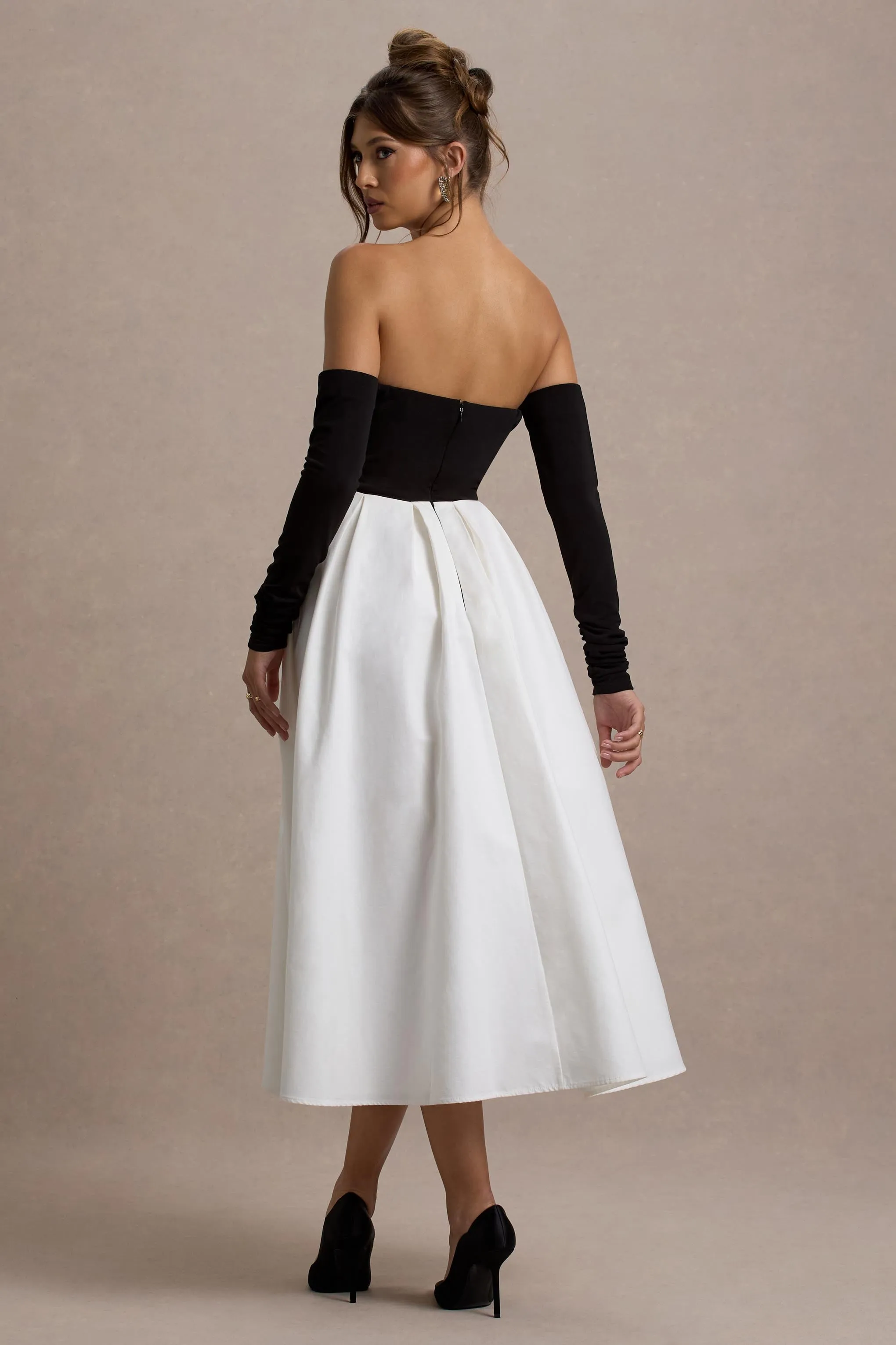Solada | Black & Cream Bardot Pleated Maxi Dress sold by Club L London product image thumbnail 2