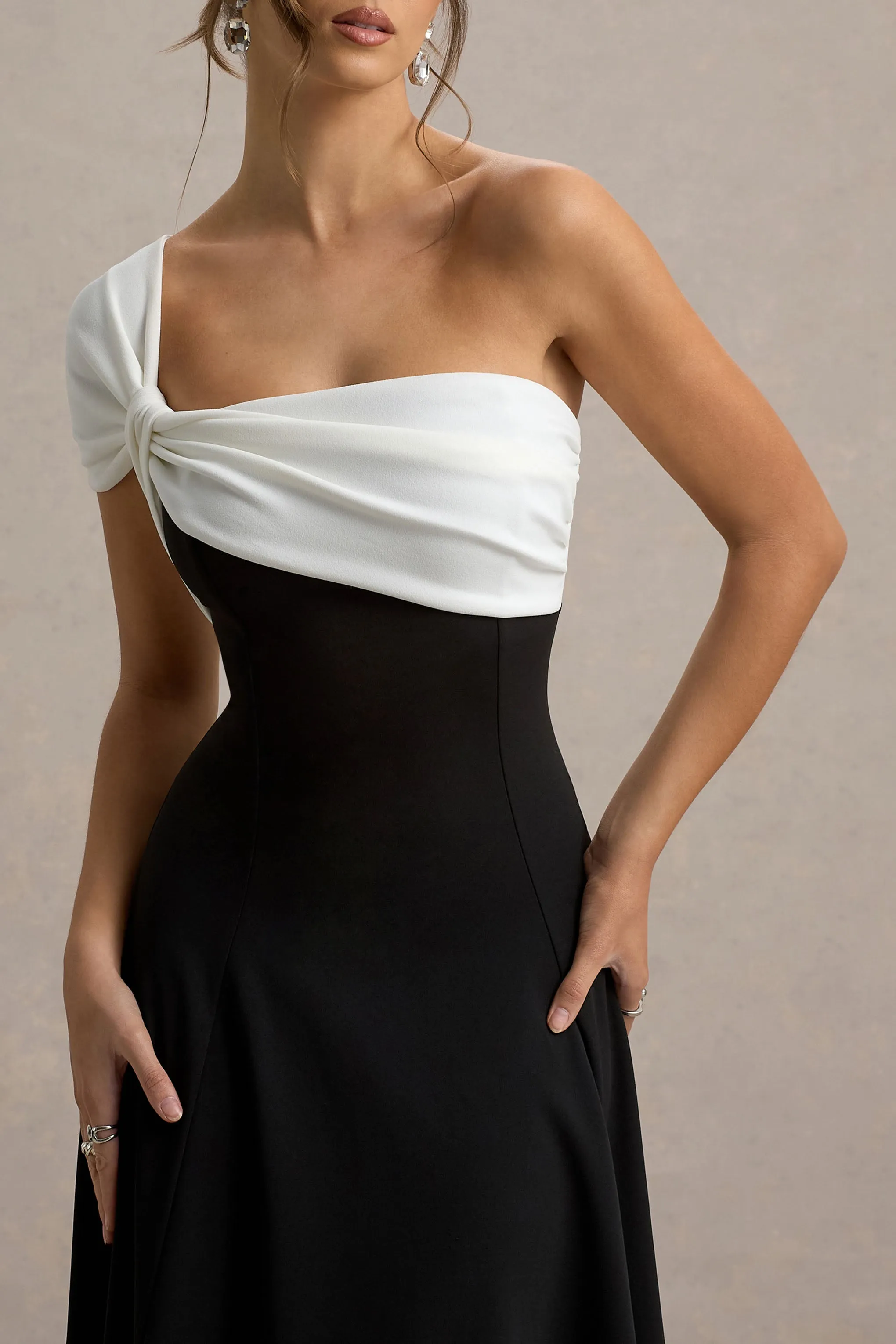Malta | Black & White One-Shoulder Midi Dress sold by Club L London product image thumbnail 3