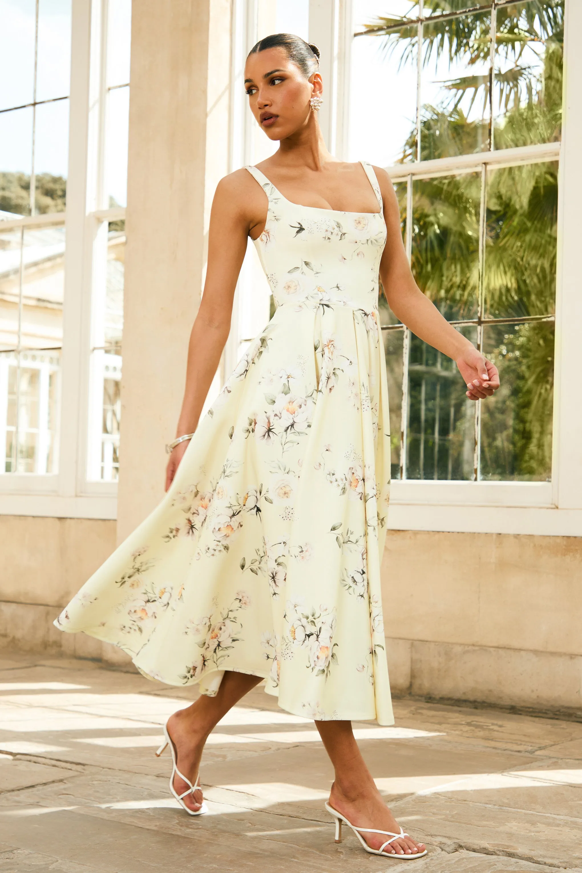 Lissa | Lemon Floral Bouquet Print Square-Neck Midi Dress sold by Club L London product image thumbnail 3