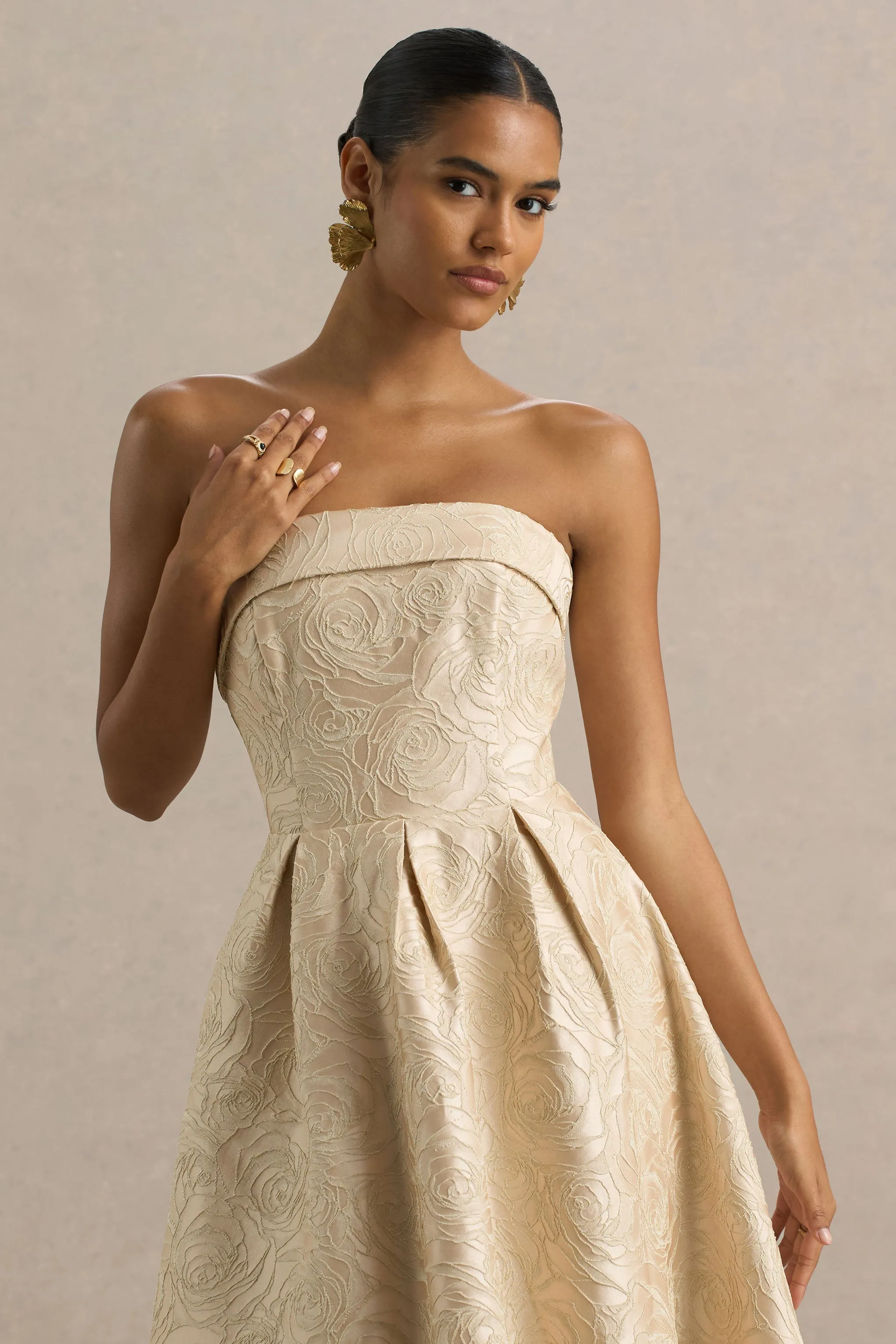 Hypnotic | Gold Jacquard Bandeau Midi Dress sold by Club L London product image thumbnail 5