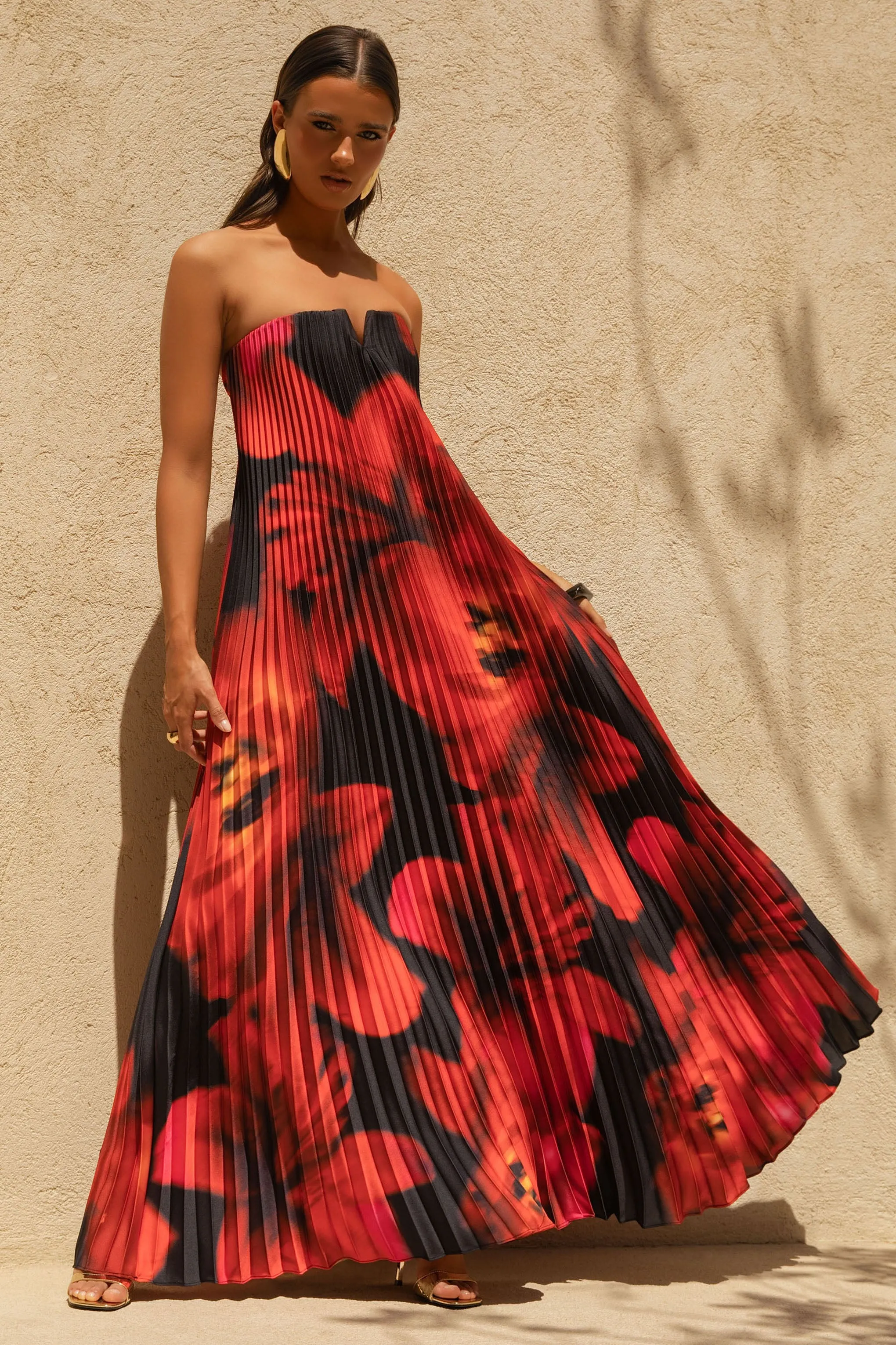 Bergamot | Black And Red Floral Print Satin Sweetheart Maxi Dress sold by Club L London product image thumbnail 5
