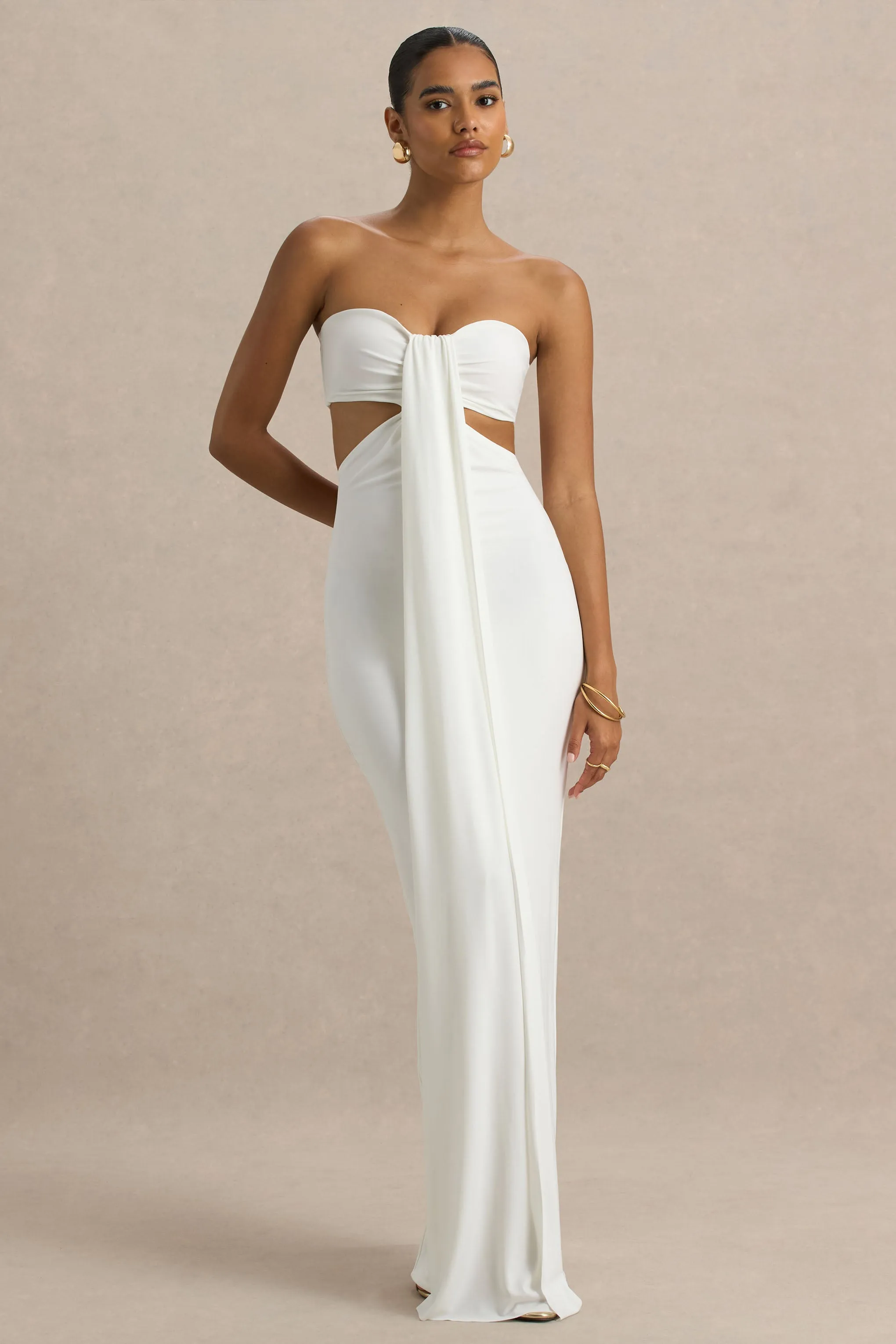 Elixir | Cream Sweetheart-Neck Maxi Dress with Cut-Out Details sold by Club L London product image thumbnail 4