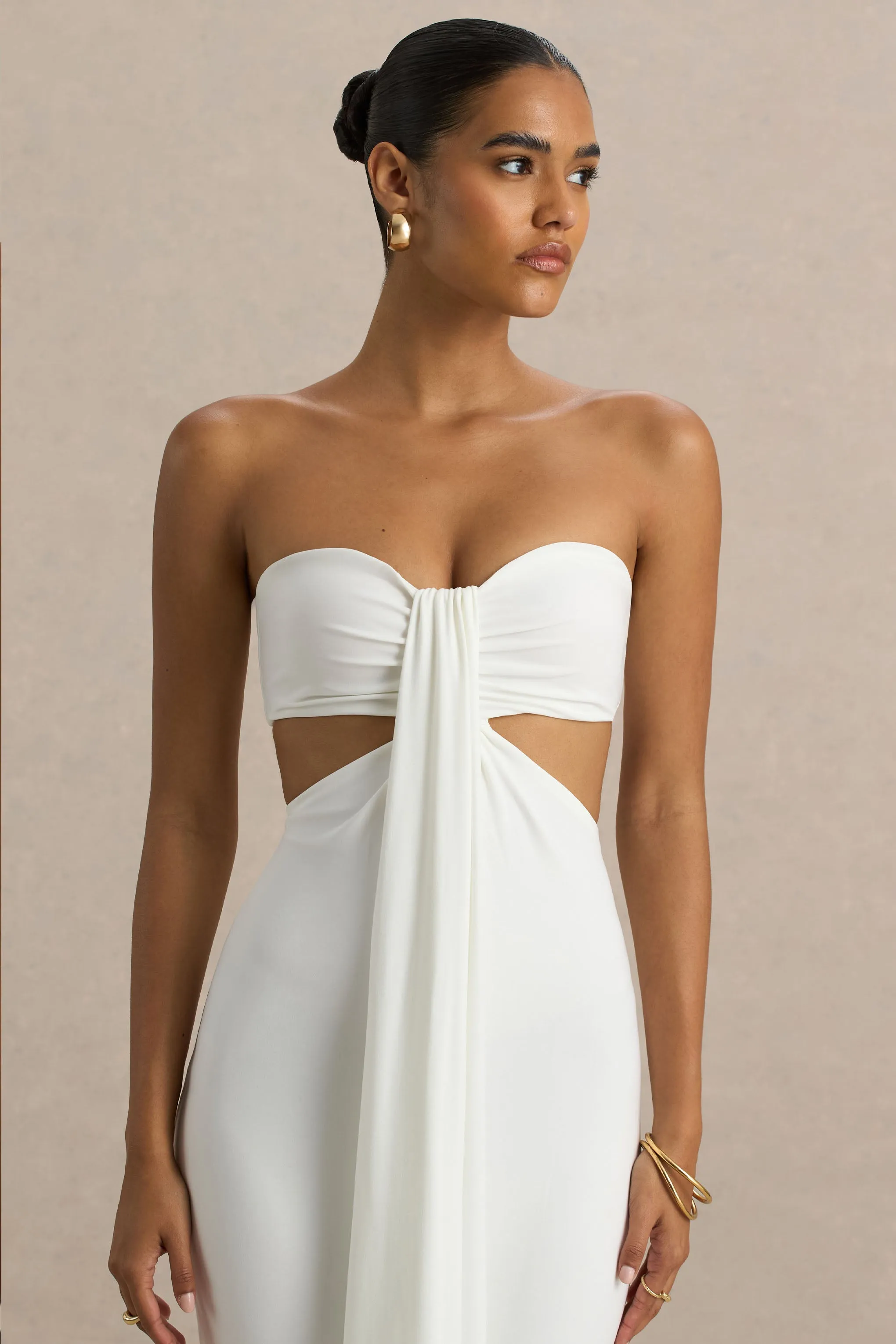 Elixir | Cream Sweetheart-Neck Maxi Dress with Cut-Out Details sold by Club L London product image thumbnail 5