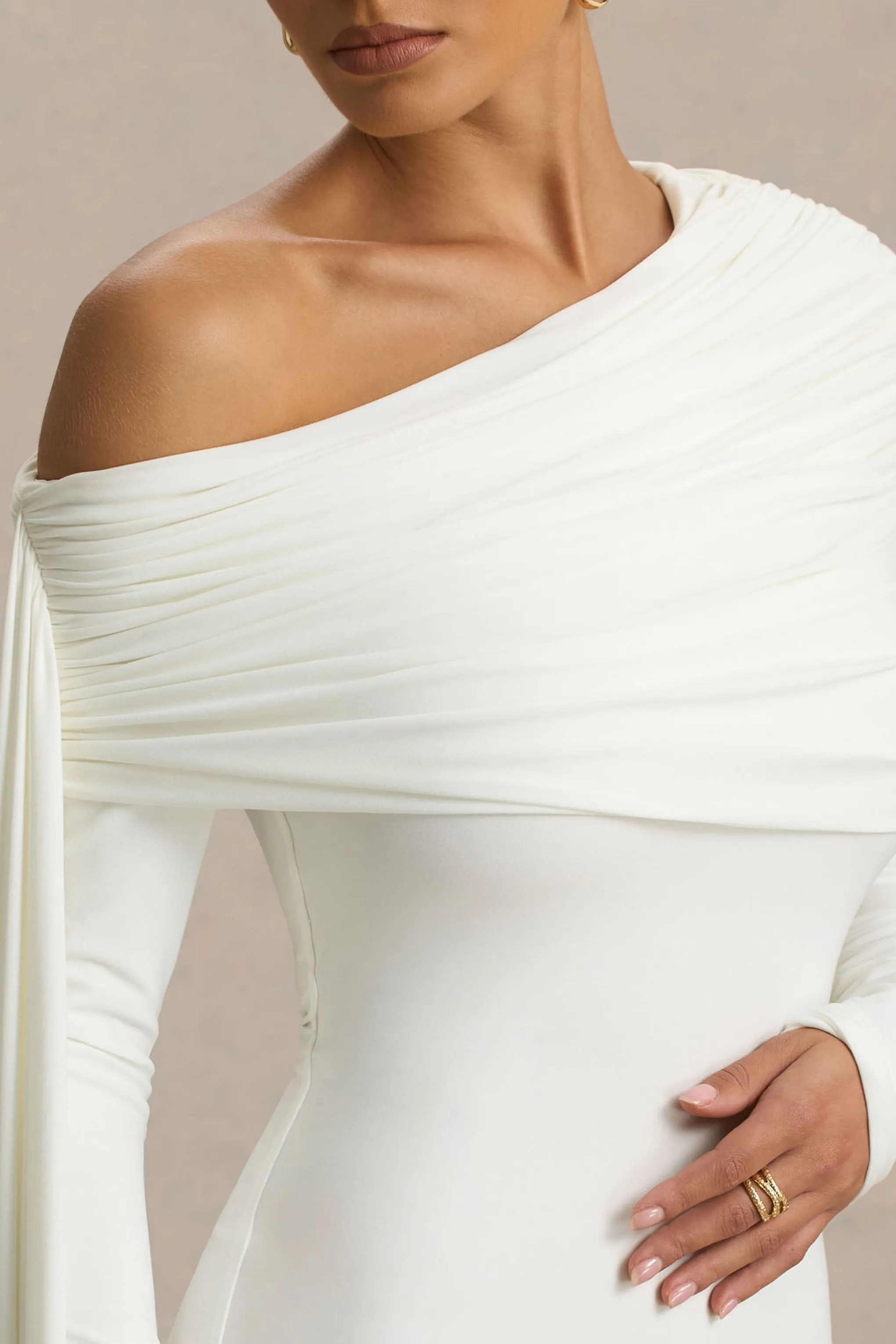 Octavia | Cream Bardot-Neck Maxi Dress With Sash And Ruched Detailing sold by Club L London product image thumbnail 4