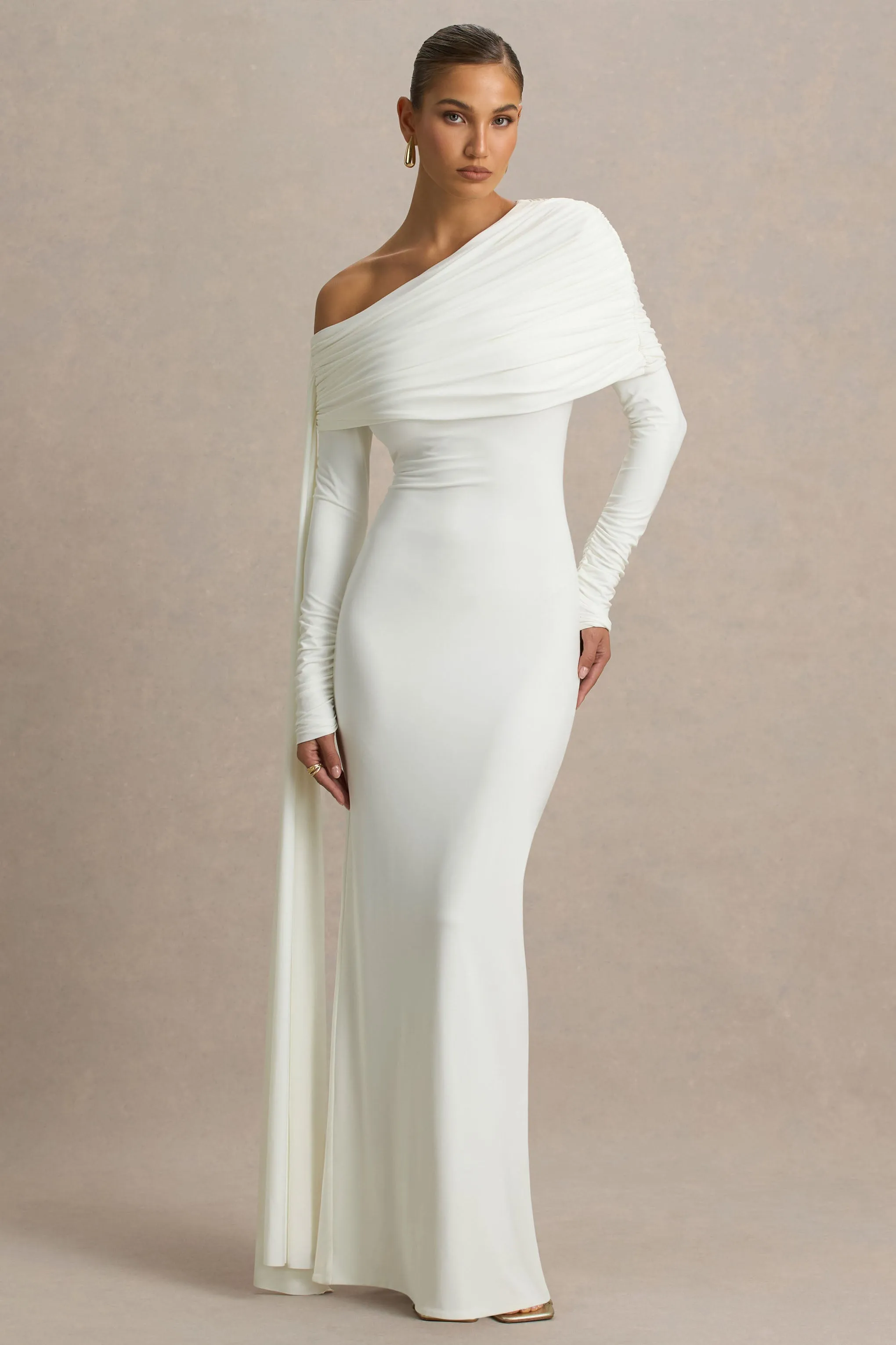 Octavia | Cream Bardot-Neck Maxi Dress With Sash And Ruched Detailing sold by Club L London product image thumbnail 3