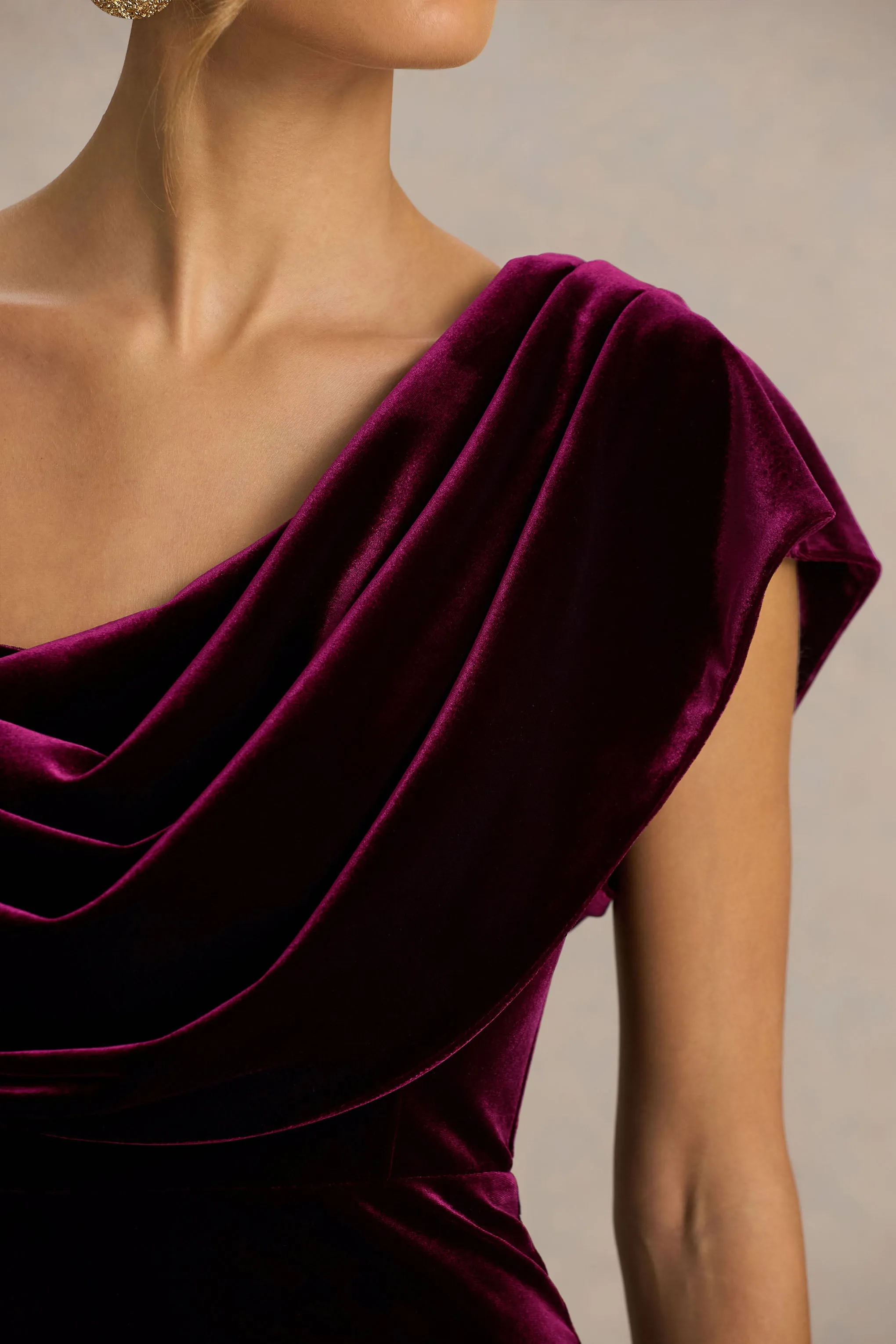 High End | Burgundy Velvet Asymmetric-Neck Midi Dress With Draped Detailing sold by Club L London product image thumbnail 3