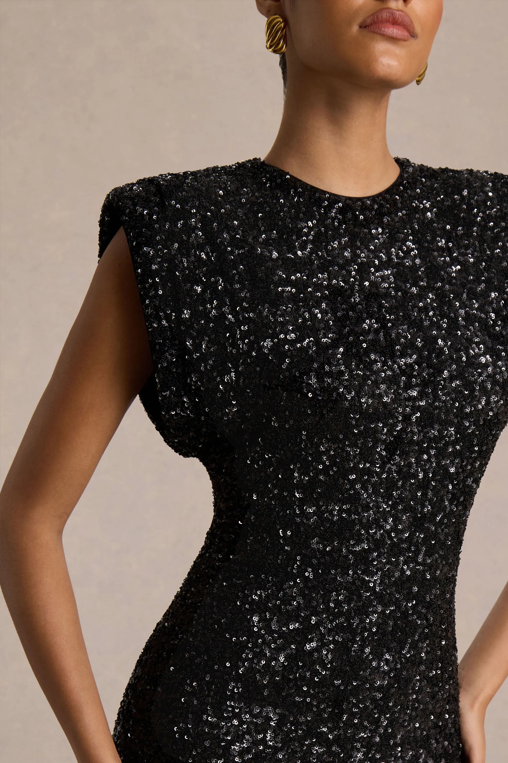 Aurah | Black Sequin Crew-Neck Maxi Dress With Cap Sleeves sold by Club L London product image thumbnail 3