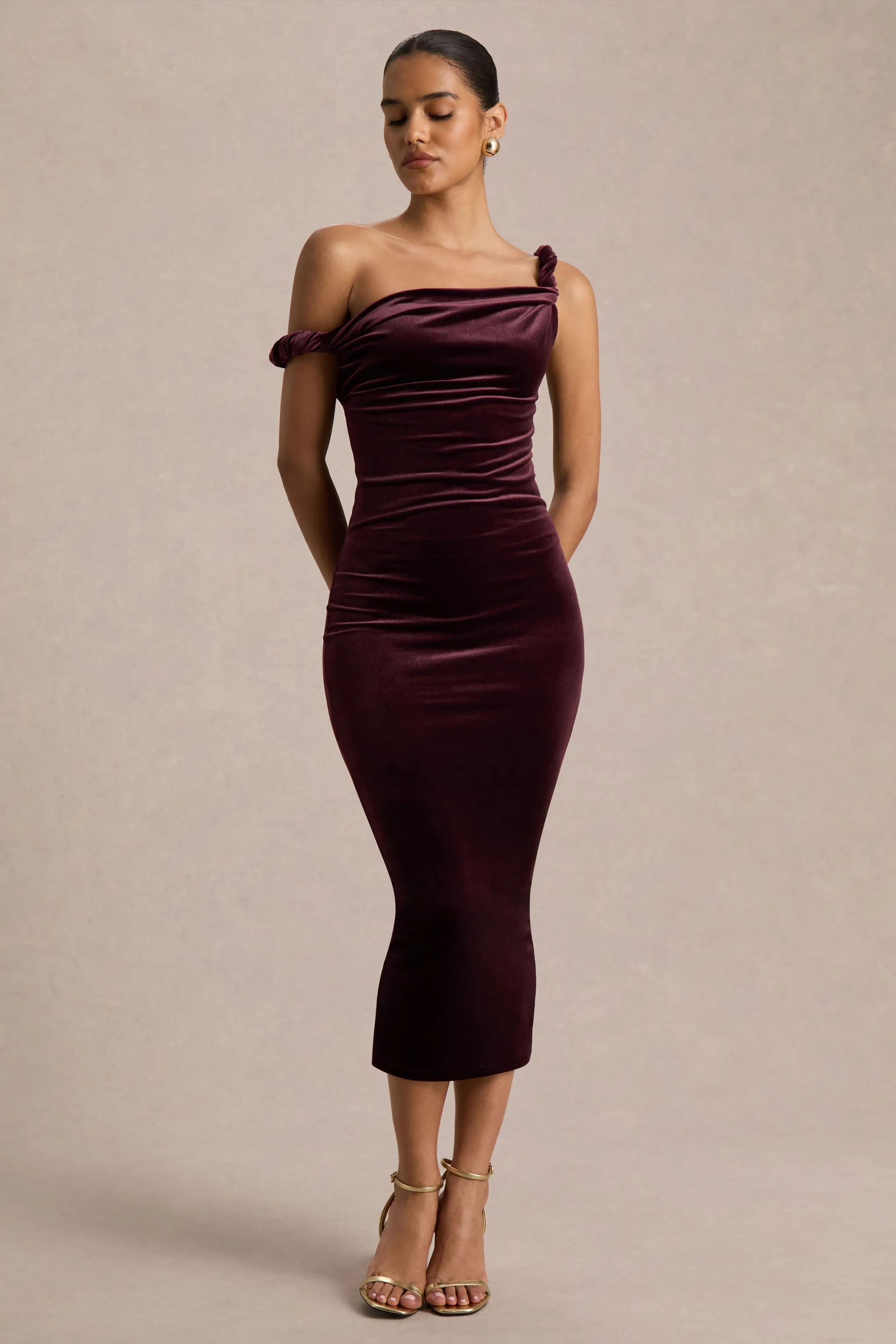 Carella | Burgundy Velvet Twisted Asymmetric Midi Dress sold by Club L London product image thumbnail 5